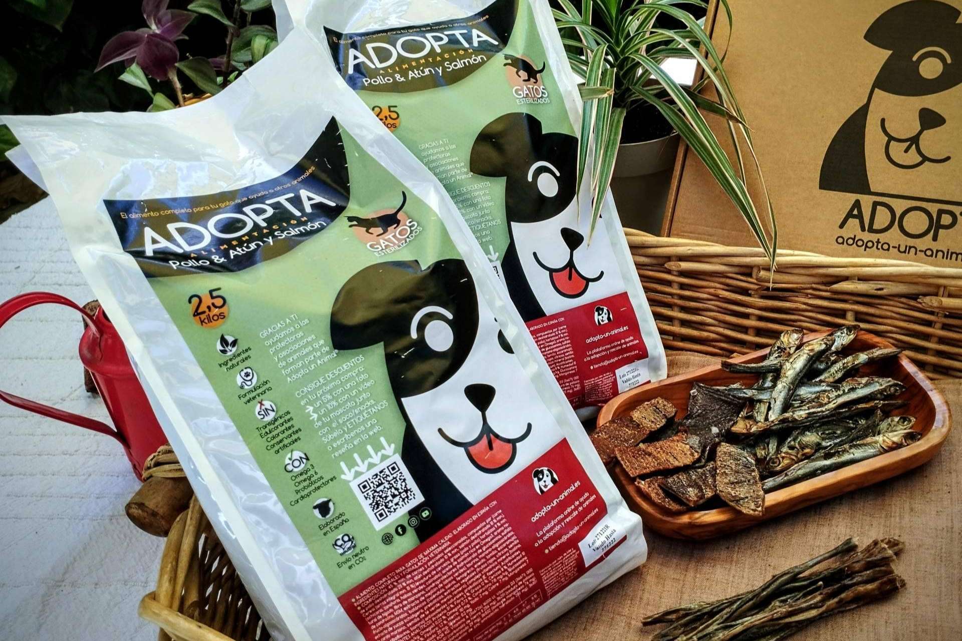 Pienso light para gatos esterilizados, la elección saludable de ADOPTA que ayuda a los animales