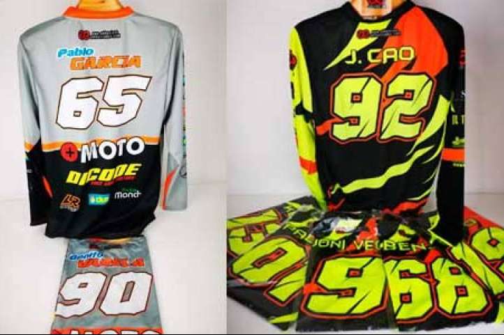 La exclusiva línea de ropa personalizada de ADHESIVOSEMBARRADOS con la que descubrir la pasión del motocross
