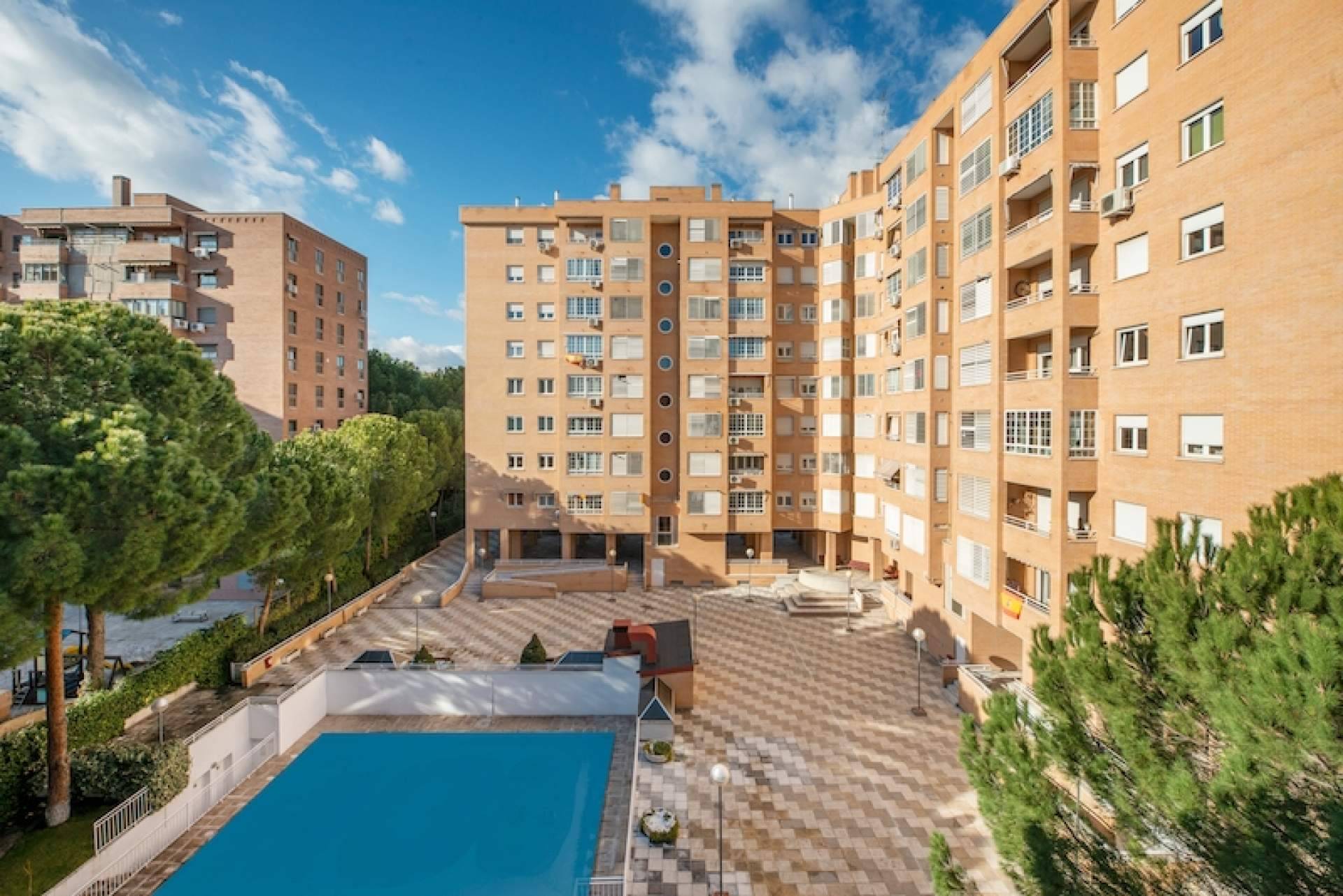 Asesoría y acompañamiento a propietarios que cuentan con piscinas comunitarias, con Gasto Neto