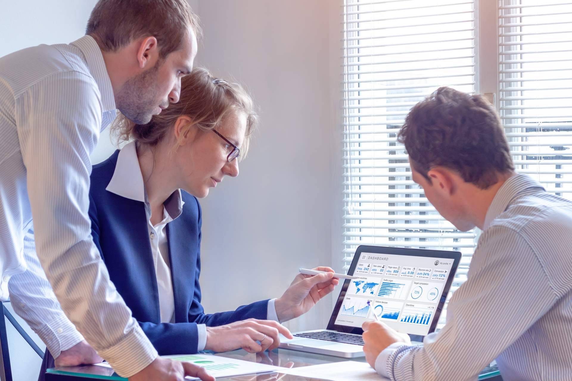 Optimizar el posicionamiento de una web a través de los servicios de una agencia en consultoría SEO como Idital