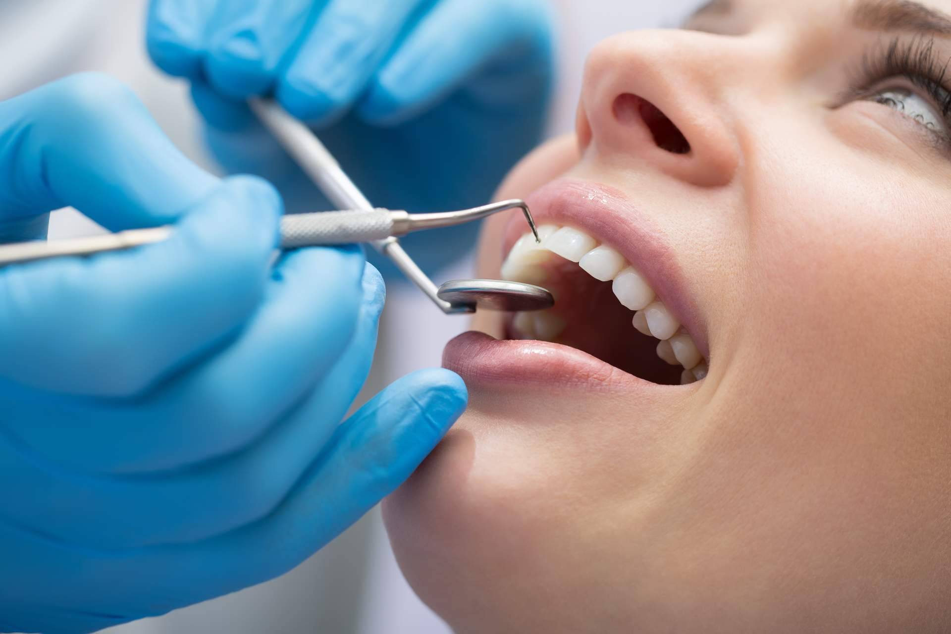 ¿Cómo tratar la sensibilidad en los dientes?, por Ascensium