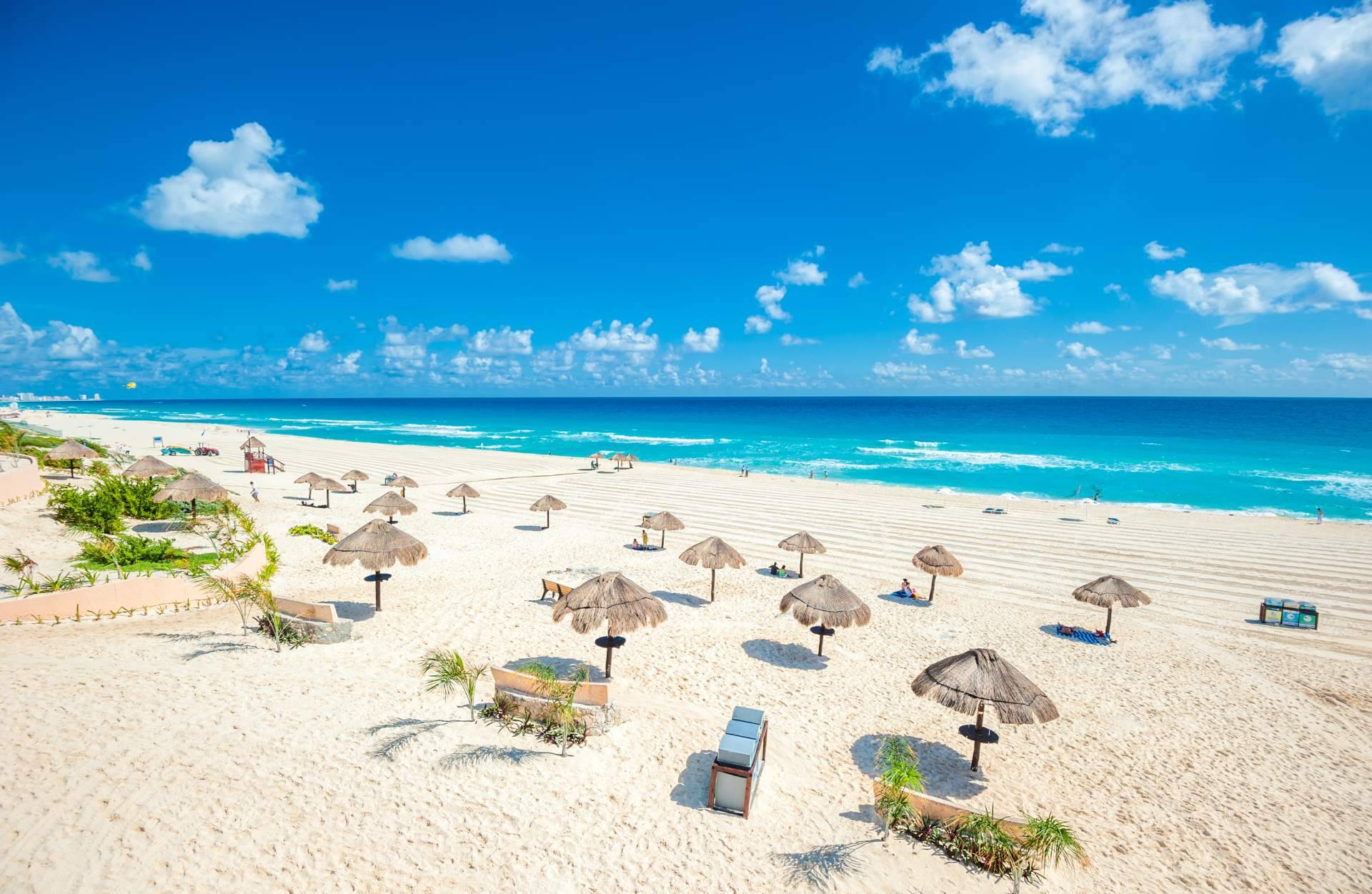 ¿Cómo es posible vivir la experiencia de conducir una lancha rápida en Cancún? Jungle Tour