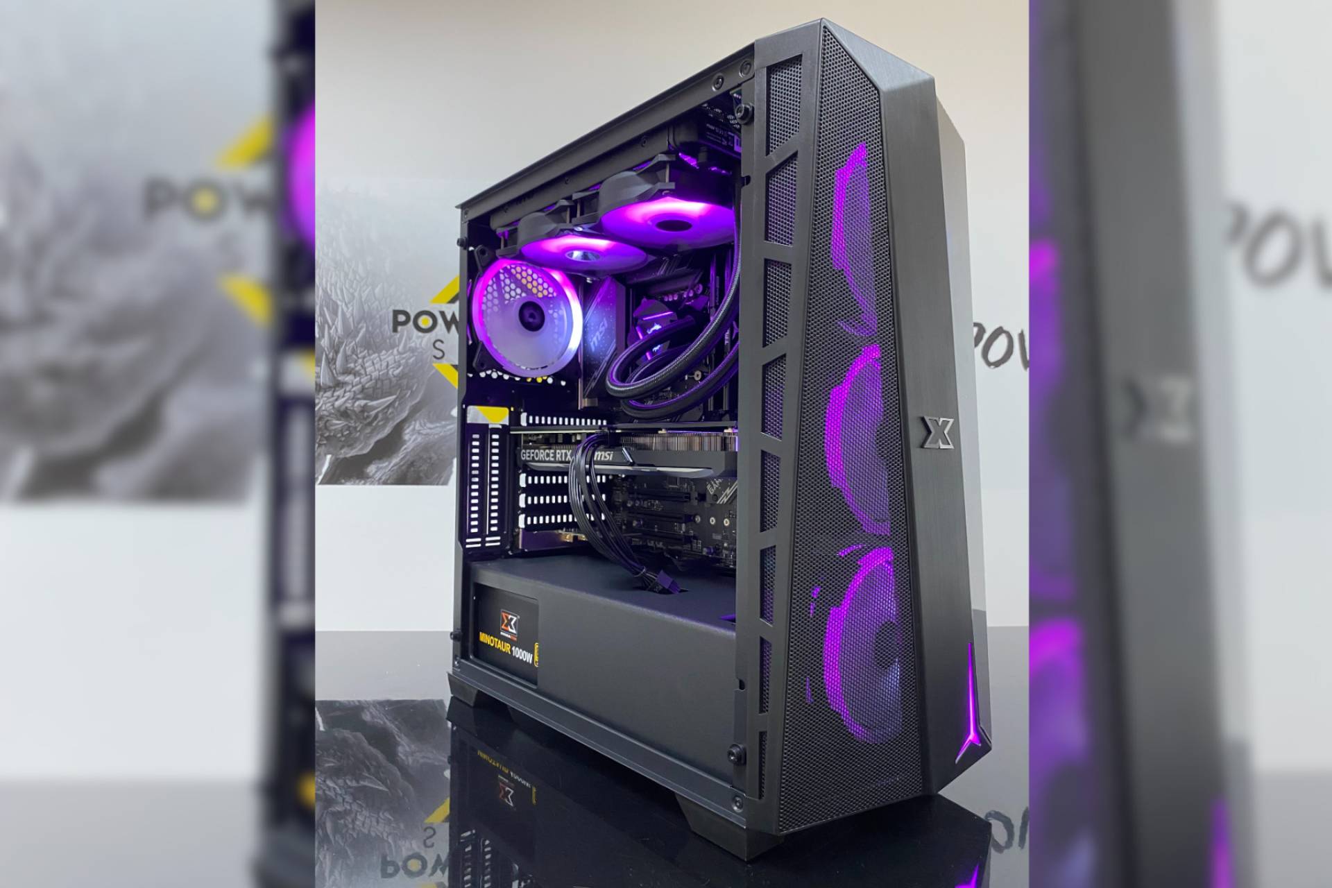 Cajas de ordenadores gaming, opciones y características disponibles en Power Zone Shop