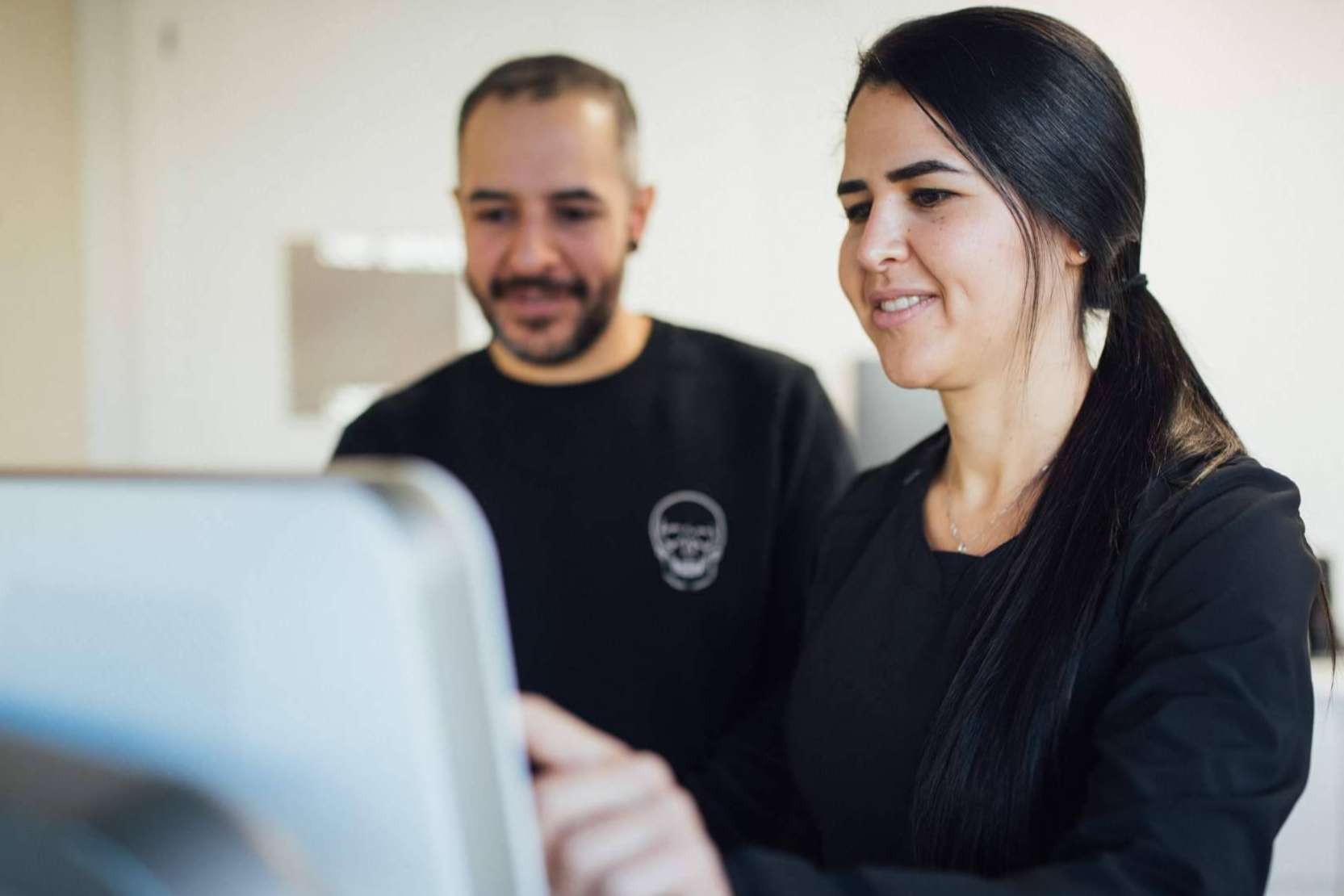 Clínica Dental Claris, especialistas en el tratamiento de patologías dentales crónicas