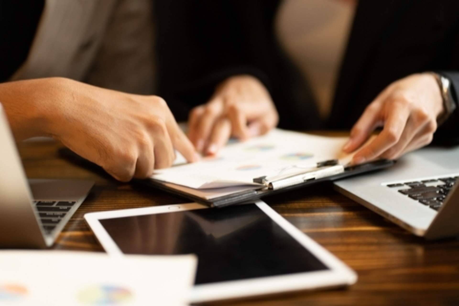 Empleo estacional en España; el contrato indefinido fijo-discontinuo