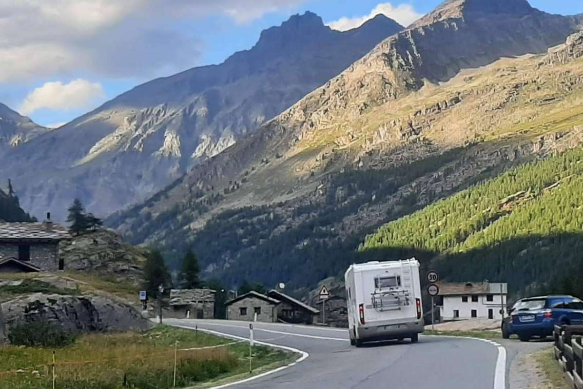 Nomadas.TV, una plataforma de referencia para los viajes en vehículos viviendas, caravaning, (autocaravanas, caravanas, campers, overland...)