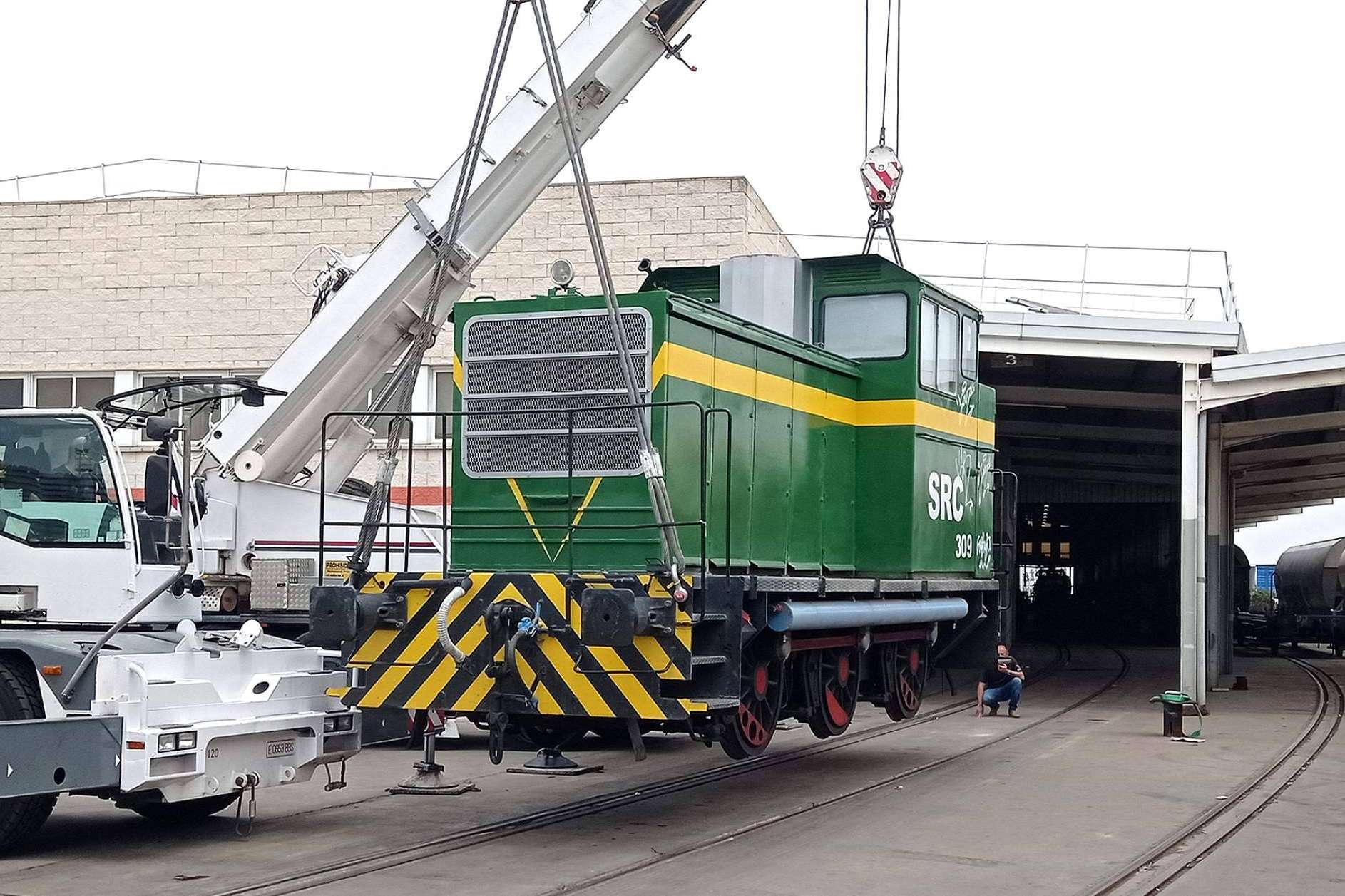 Cómo fue la puesta a punto de la histórica locomotora Ex RENFE 10463