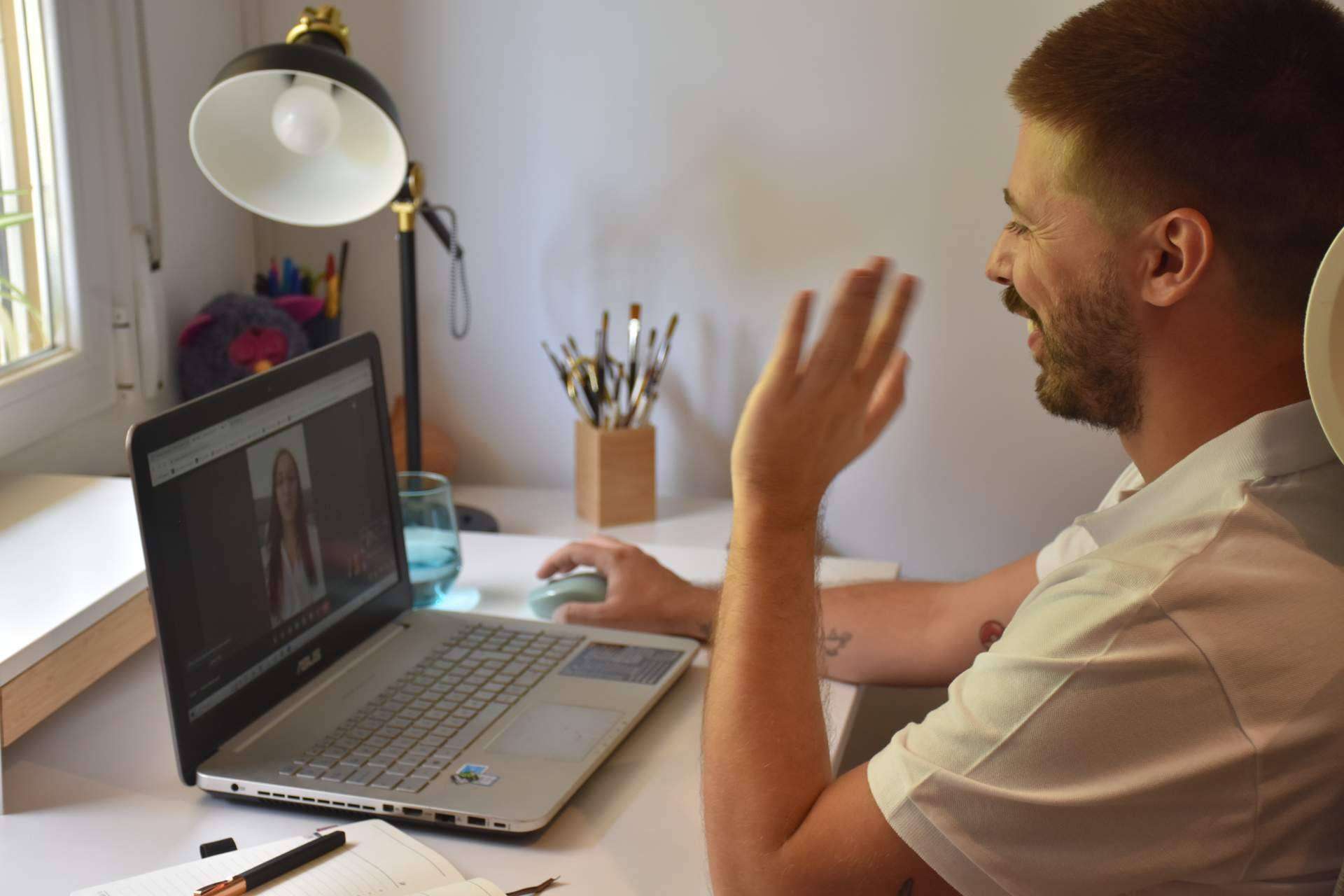 ¿Qué se necesita para hacer terapia online?