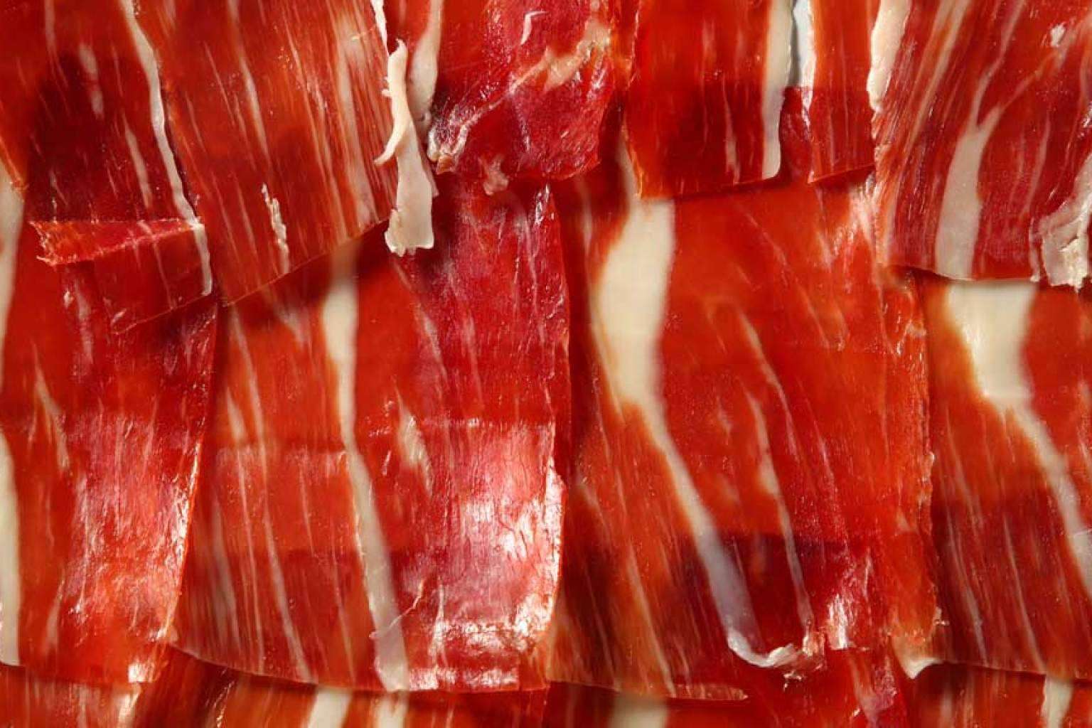 Enrique Tomás dispone de promociones de jamón especiales