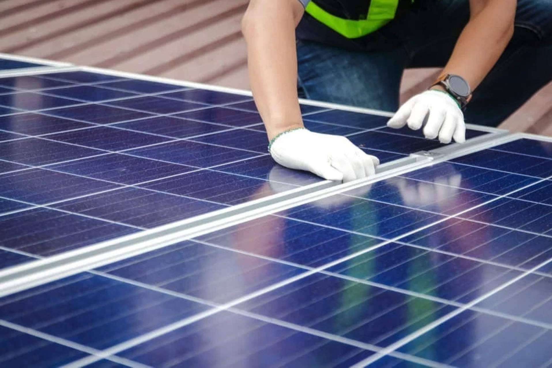 Energiber y lo que ofrece su kit solar autoconsumo