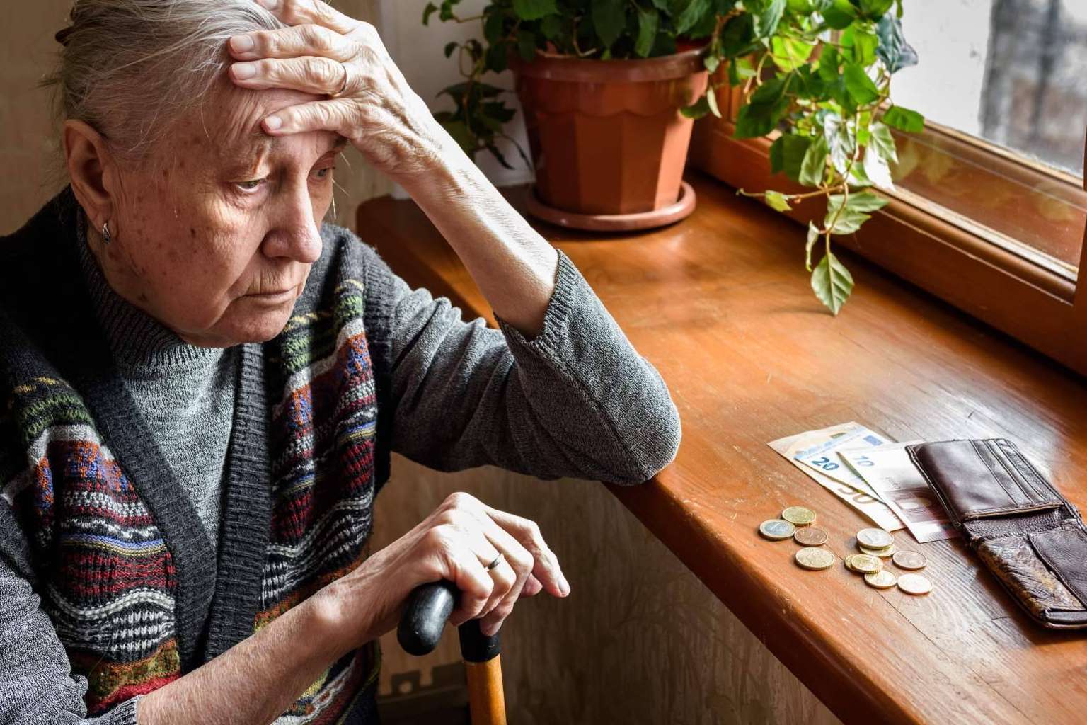 Crecen las ayudas económicas para el cuidado de personas mayores y dependientes