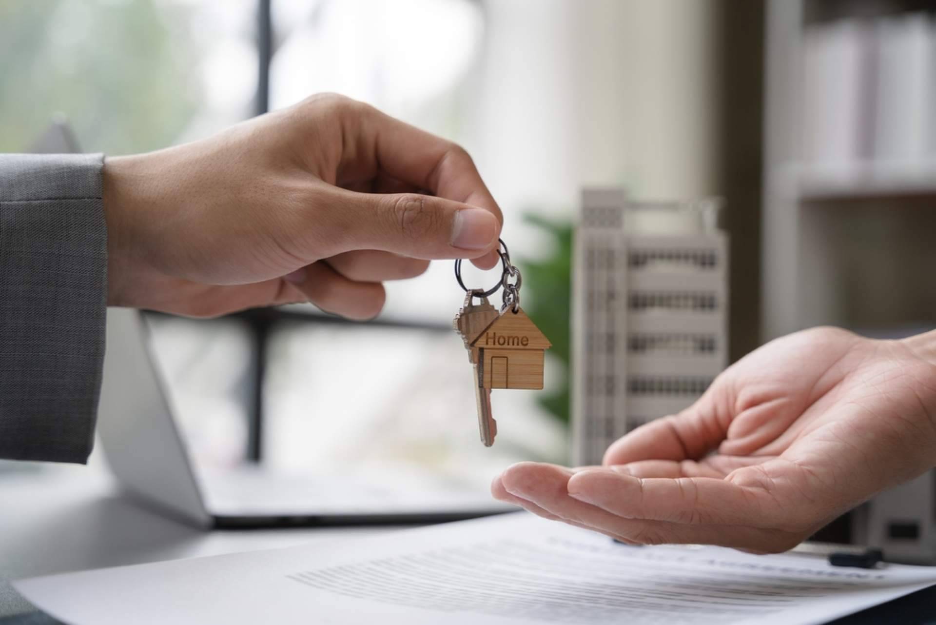 Inmoversión sobre los pasos a tener en cuenta para vender una casa hipotecada