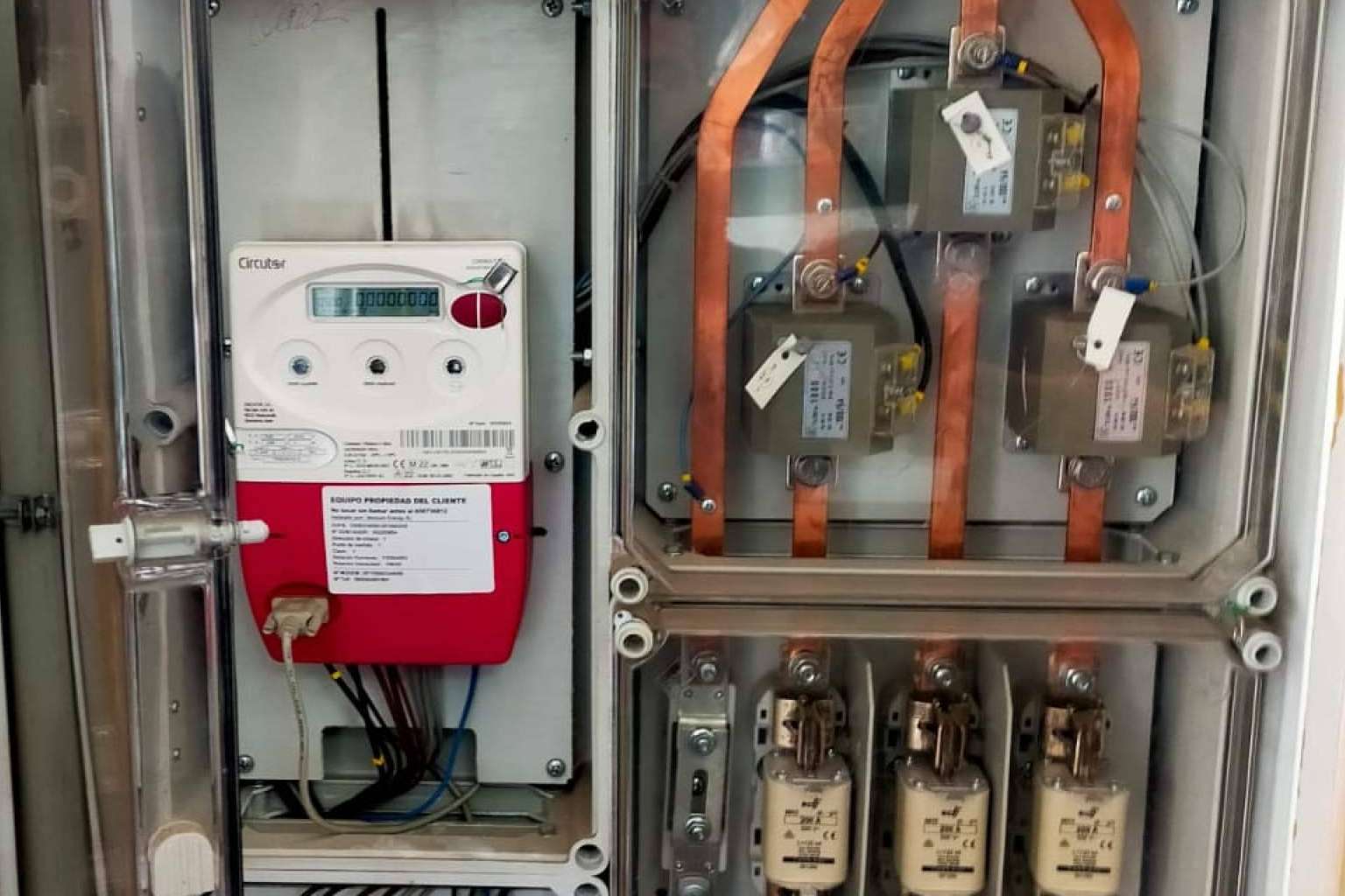 Ahorrar en la factura de la luz con los asesores energéticos de TU AHORRO