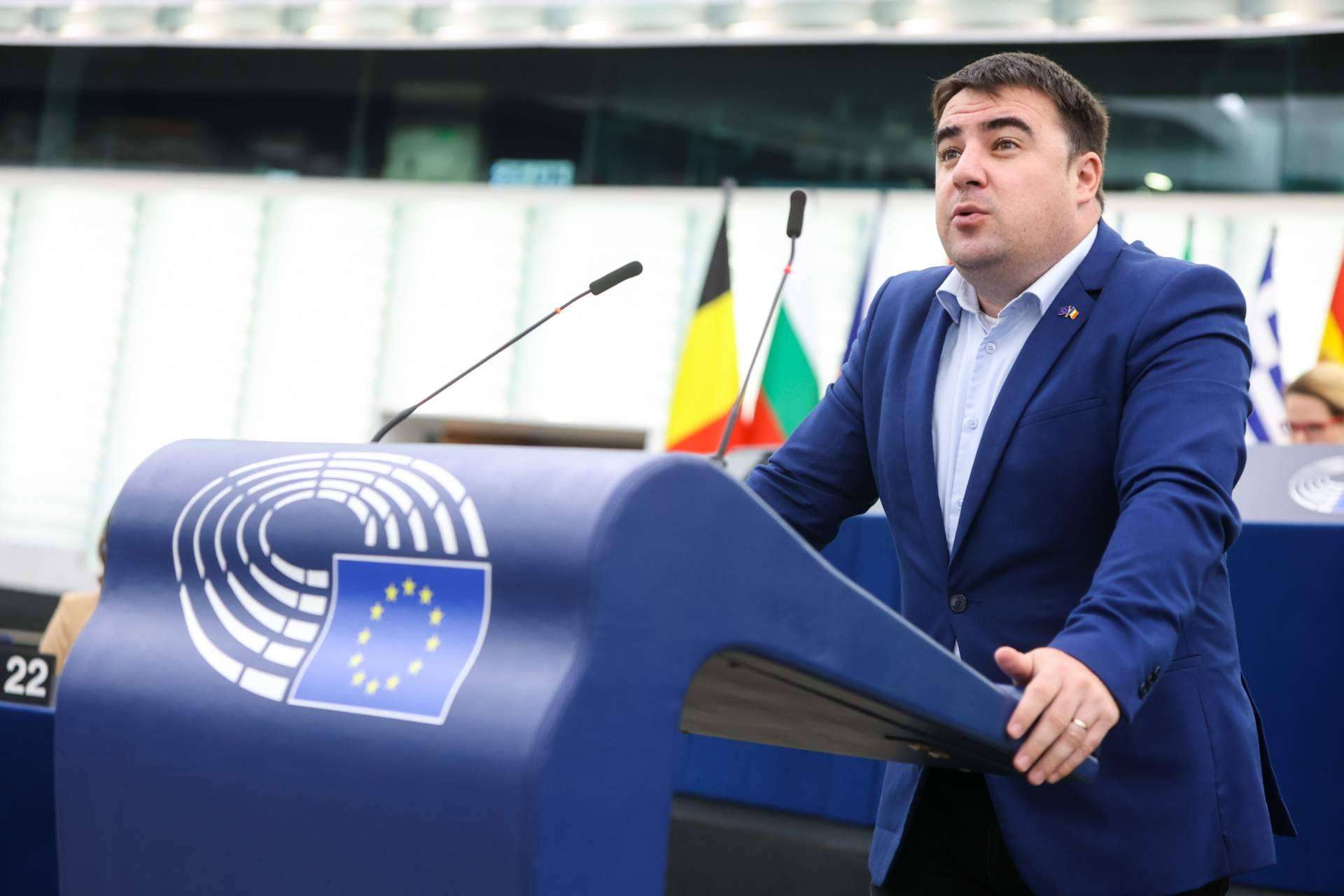 Vlad Botos apoya la doble nacionalidad desde el Parlamento Europeo