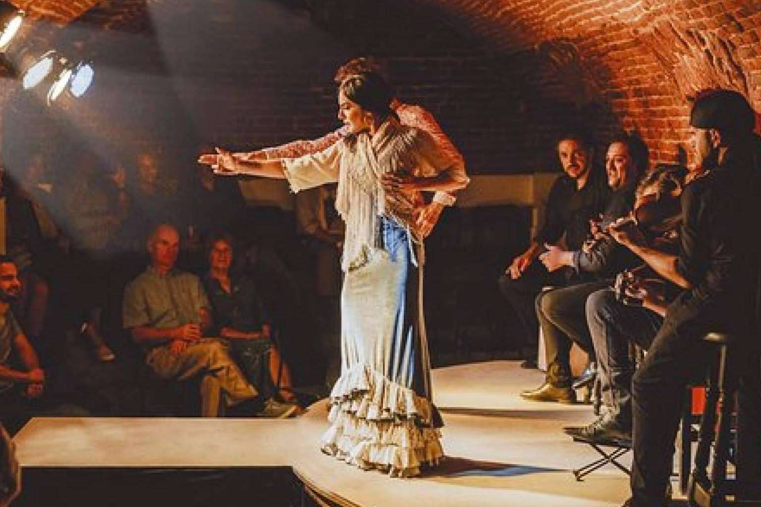 Teatro Tablao Flamenco Torero lleva a cabo actividades para preservar la esencia del flamenco