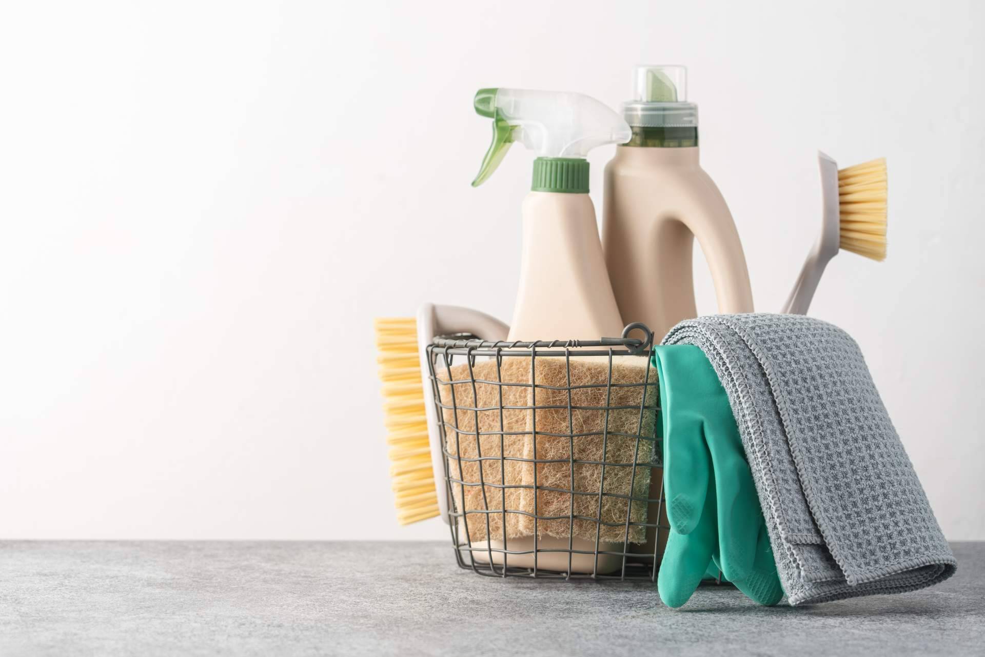 EcoCleans, referente en limpieza ecológica dirigida por el empresario de éxito Adrián Din