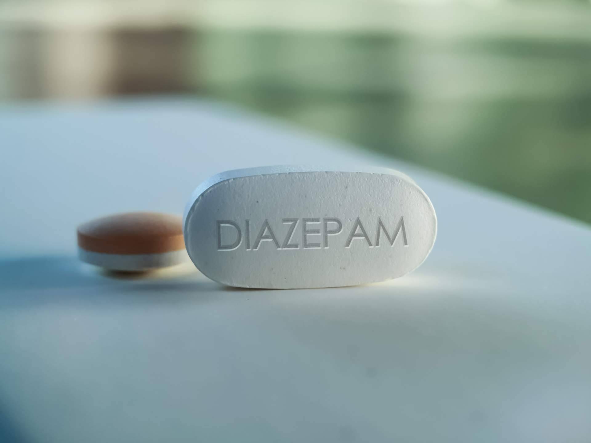 Qué es el Diazepam, cómo tomarlo y cuáles son sus efectos secundarios