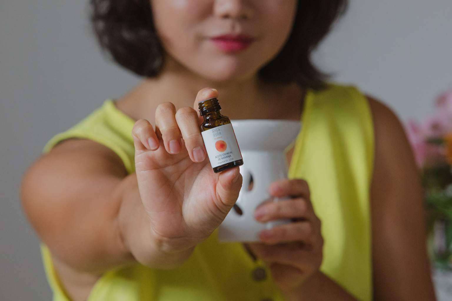 Aromaterapia y aceites esenciales, con los expertos de Amapola Biocosmetics