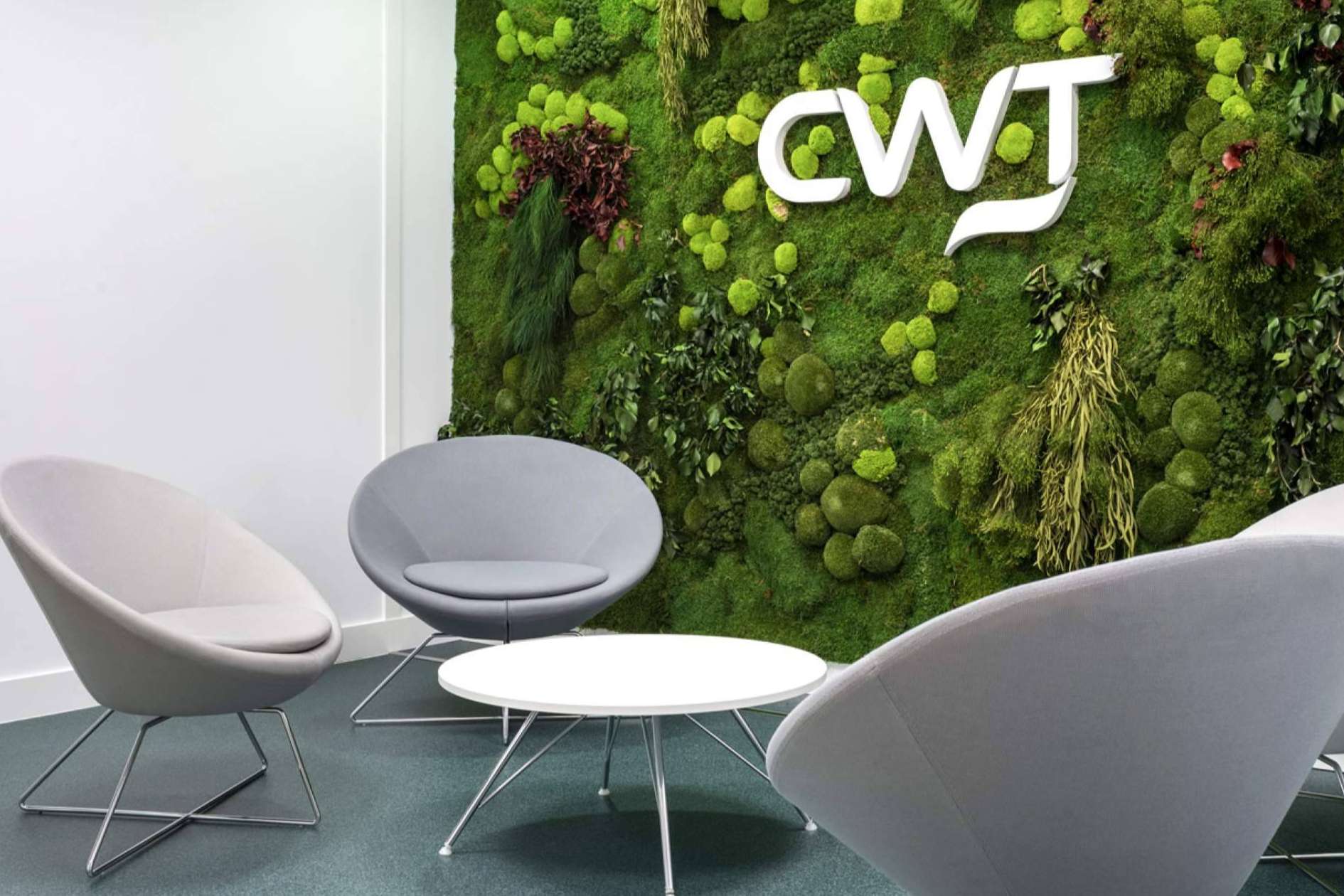CHAVSA ha cerrado con éxito la reforma integral de la nueva sede de oficinas de la empresa internacional CWT en Sevilla