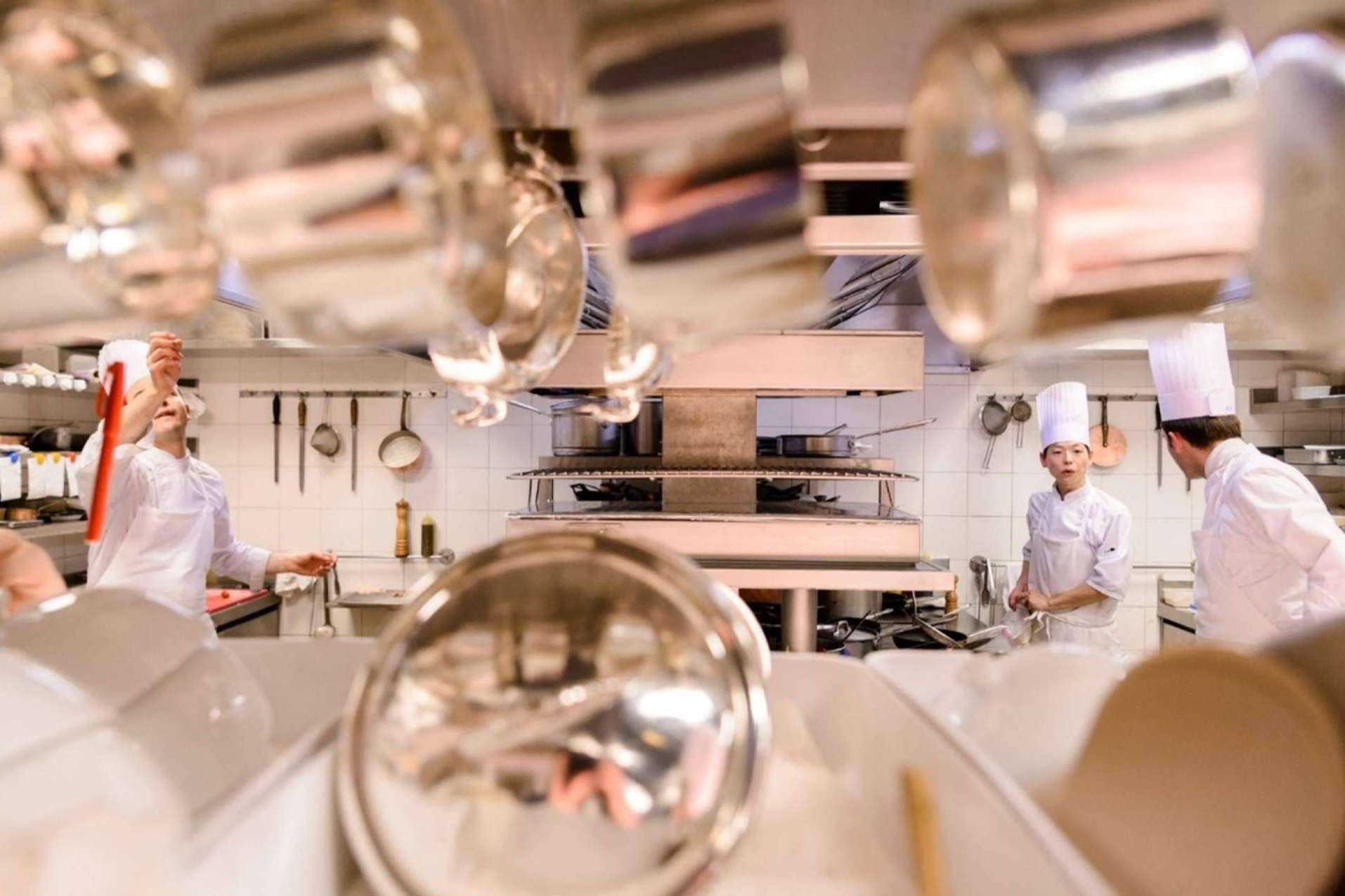 ¿Cómo reducir el desperdicio alimentario en la hostelería? IHS Tecnológicos