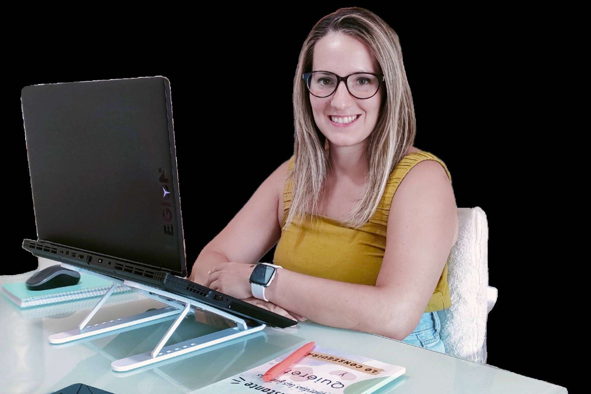 Mel Escribano, experto en preparar a opositores para la Administración Pública