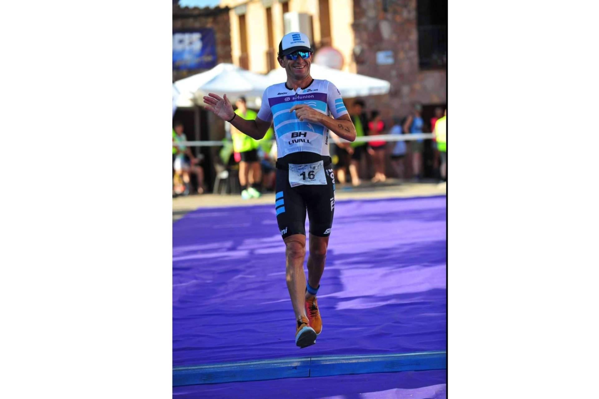Alejandro Santamaría de Treintrenos y sus planes de entrenamiento triatlón