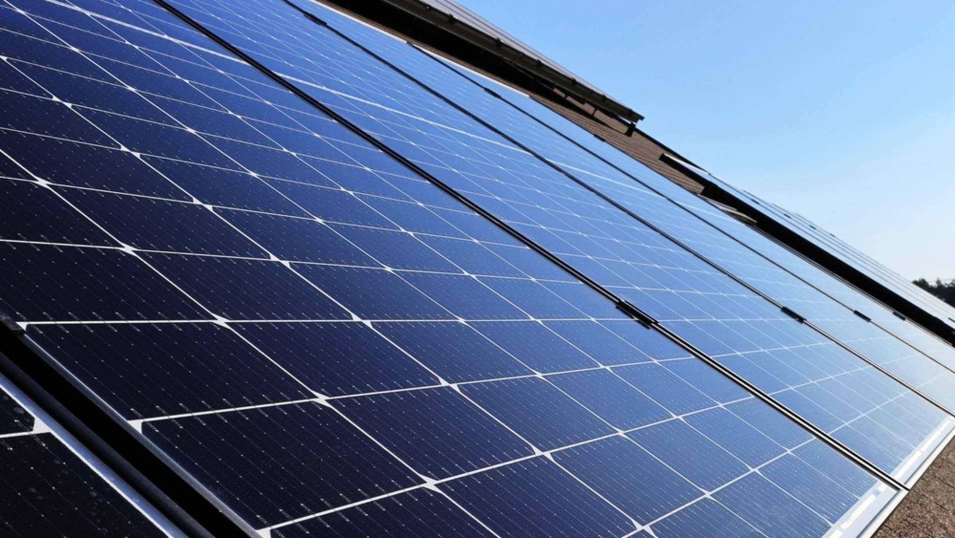 Acierta Eficiencia, expertos en mantenimiento de placas fotovoltaicas