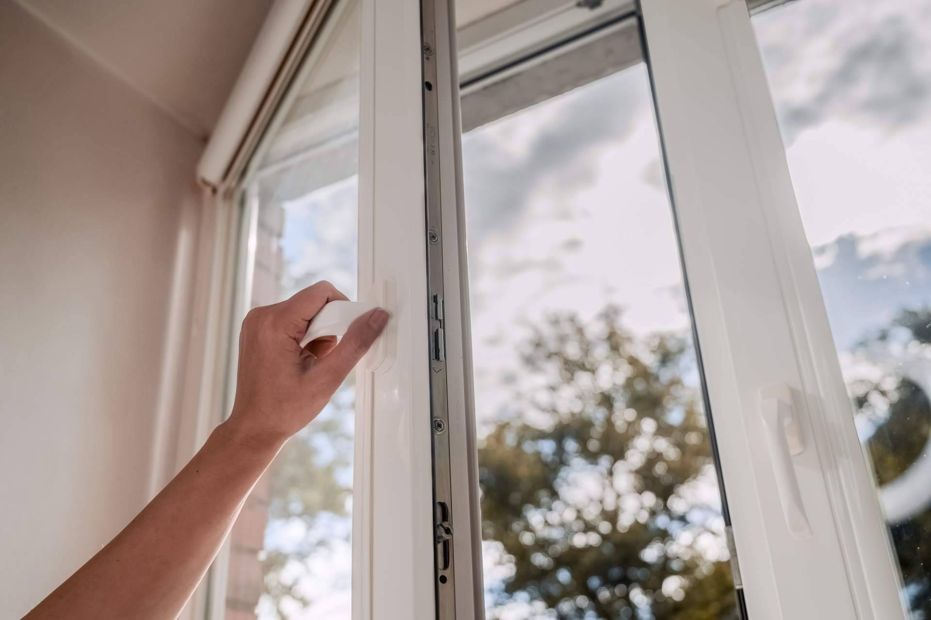 Instalación de ventanas en Madrid en solo un día; el factor que diferencia a Hoco