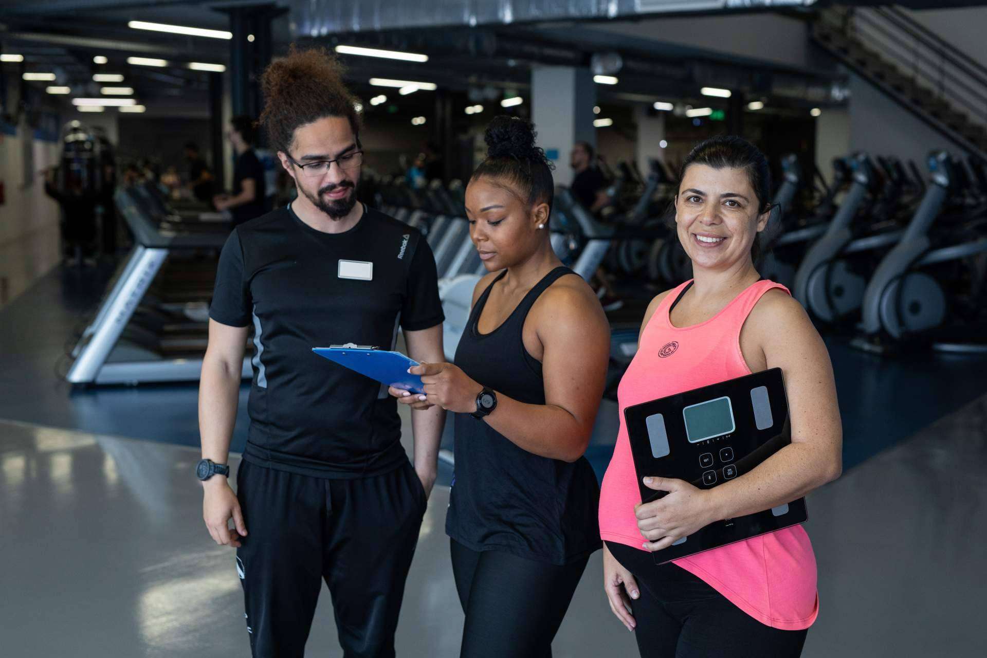 VivaGym es un gimnasio con entrenador personal