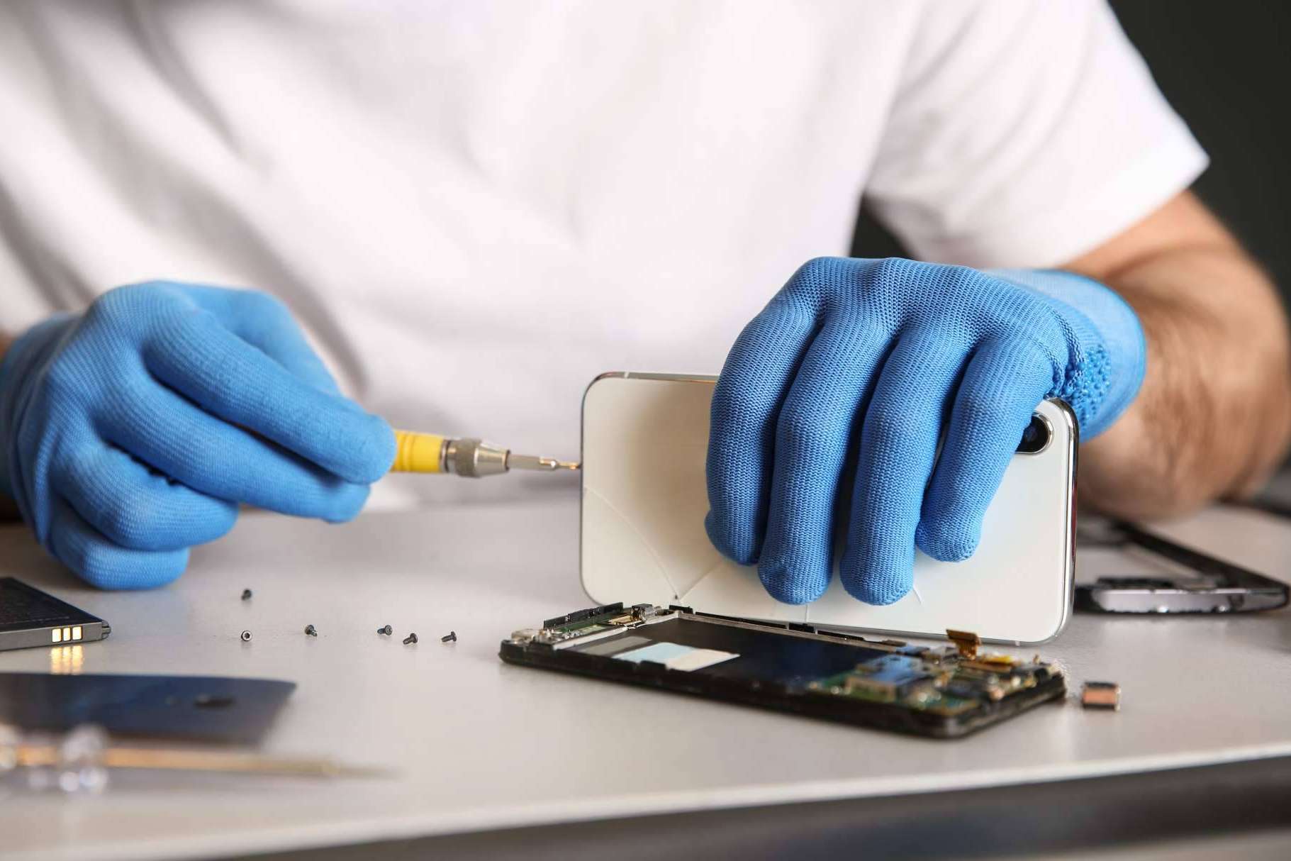 Adquirir un repuesto de placa base iPhone 12 Pro en Impextrom