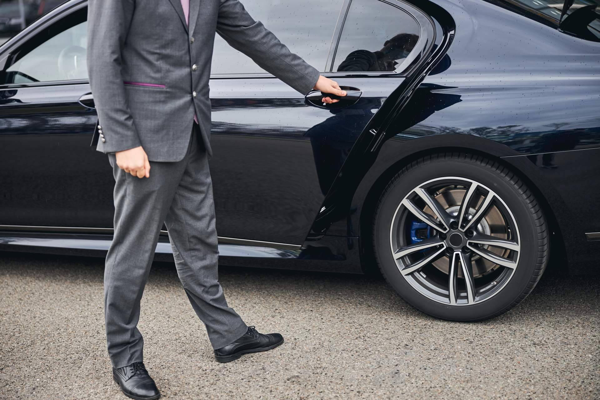 Servicio de transfer privado en Ibiza, de la mano de Alpha VIP Transfer