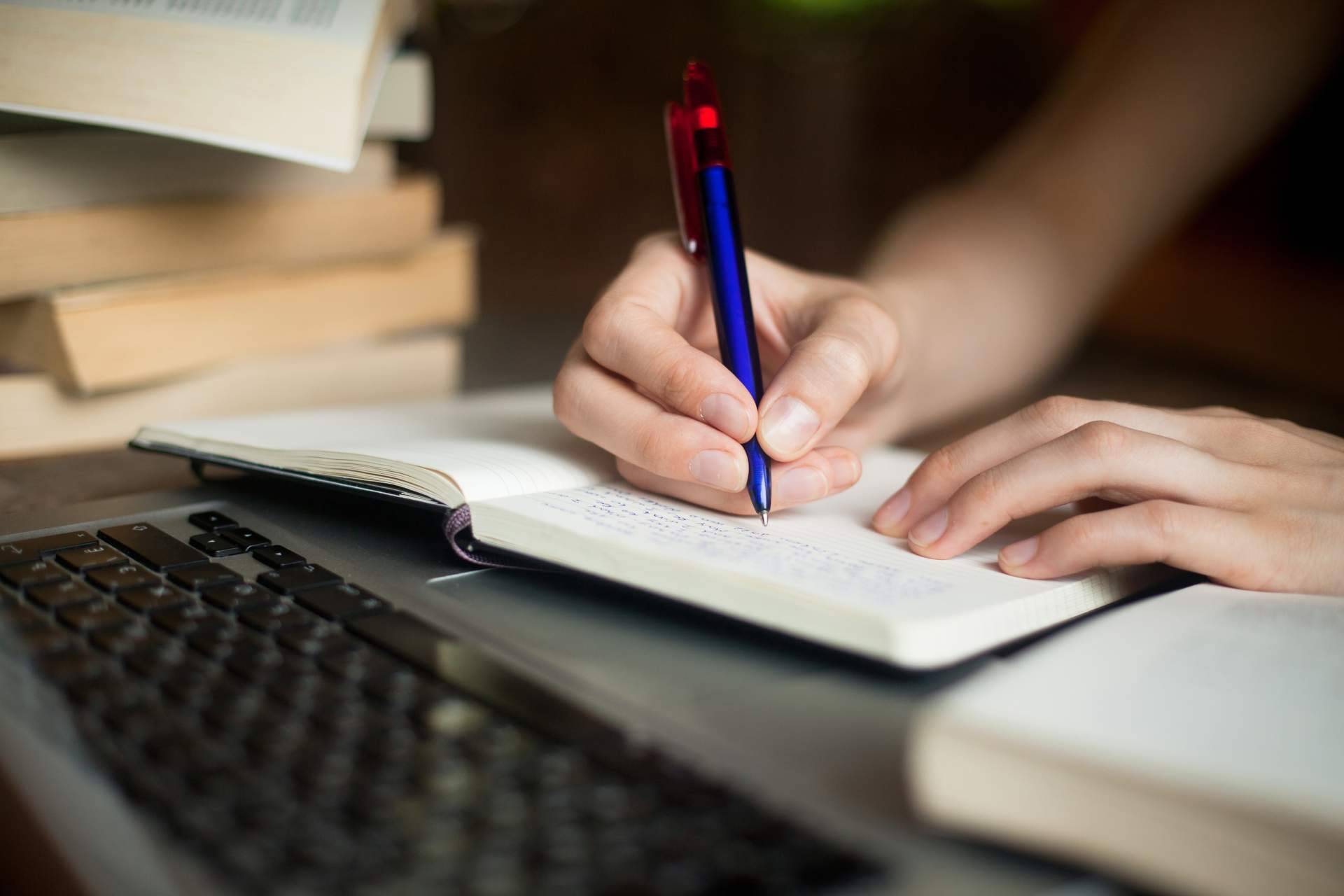 Traductores profesionales en Madrid de la mano de Enai E-Consulting Internacional