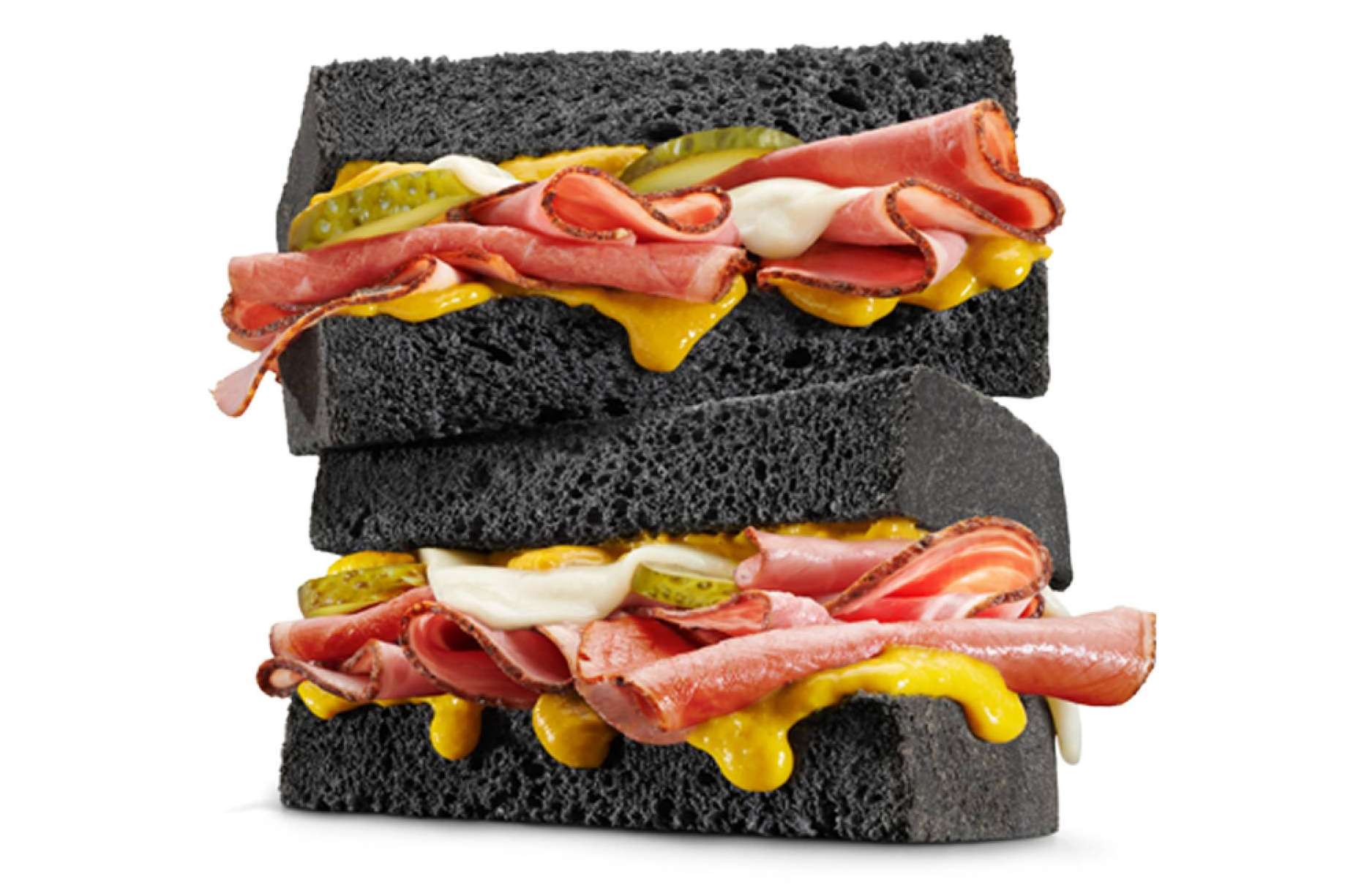 La llegada a Madrid de Básico con sus originales sándwiches a domicilio
