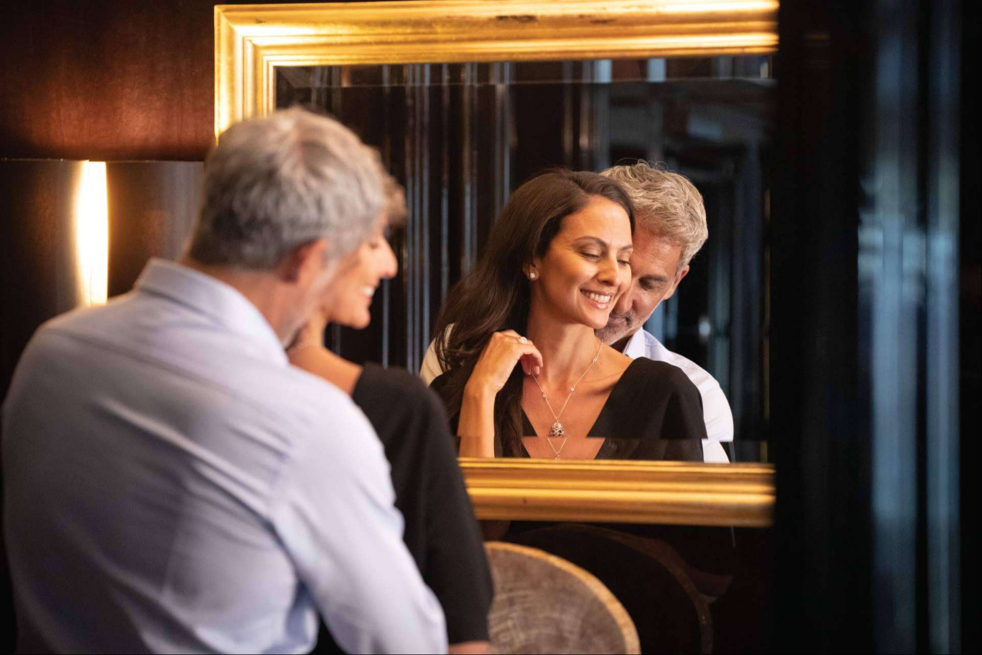 Regent Seven Seas Cruises ofrece una mejora gratuita de dos categorías de suite en más de 430 viajes