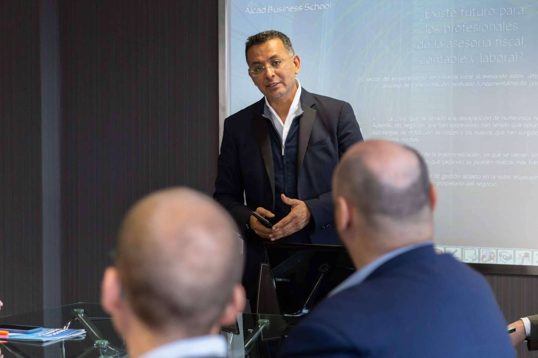 Gestión de recursos humanos con Big Data; la transformación del análisis de talento y desempeño