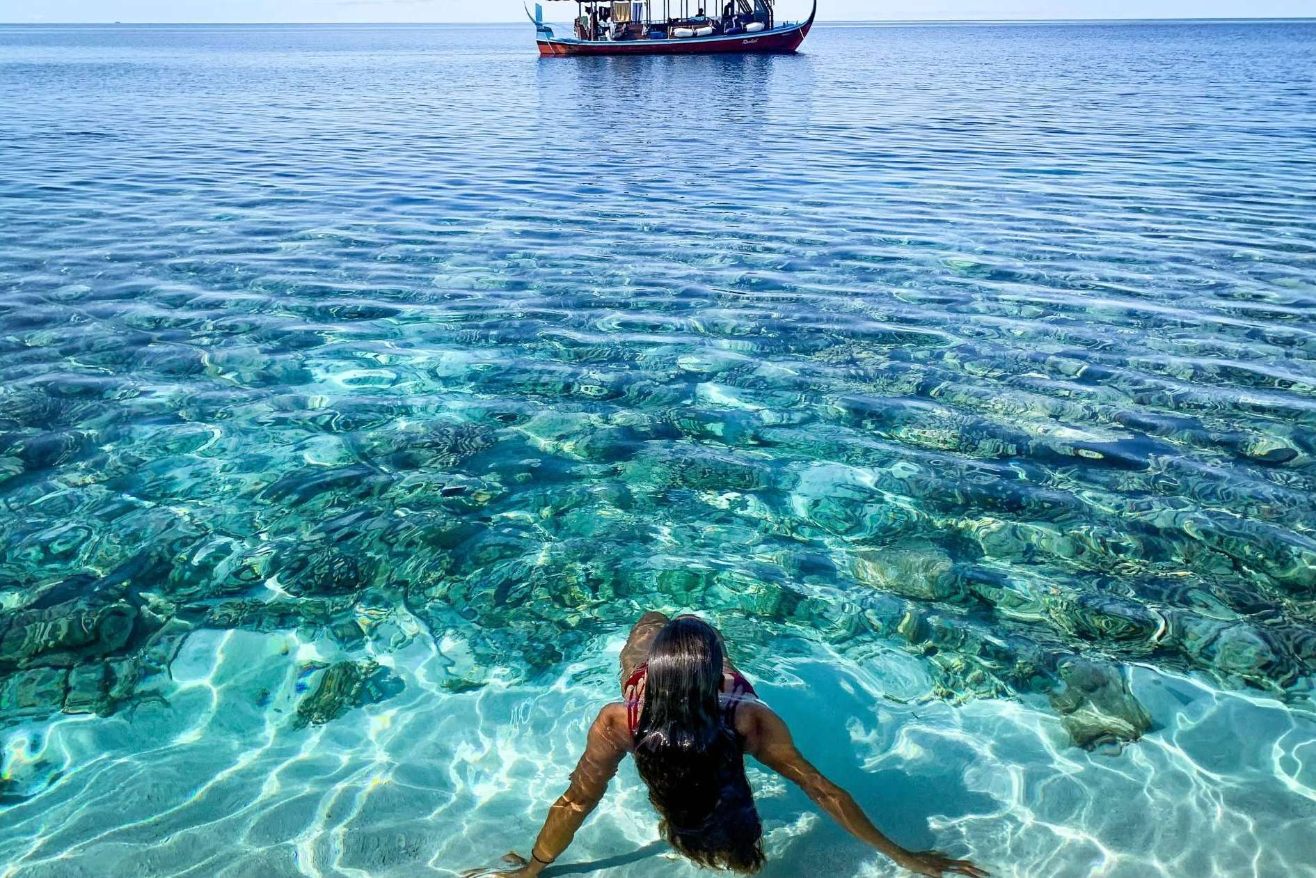 Tener la posibilidad de disfrutar de la isla de buceo Rasdhoo con Drop Dive Maldives