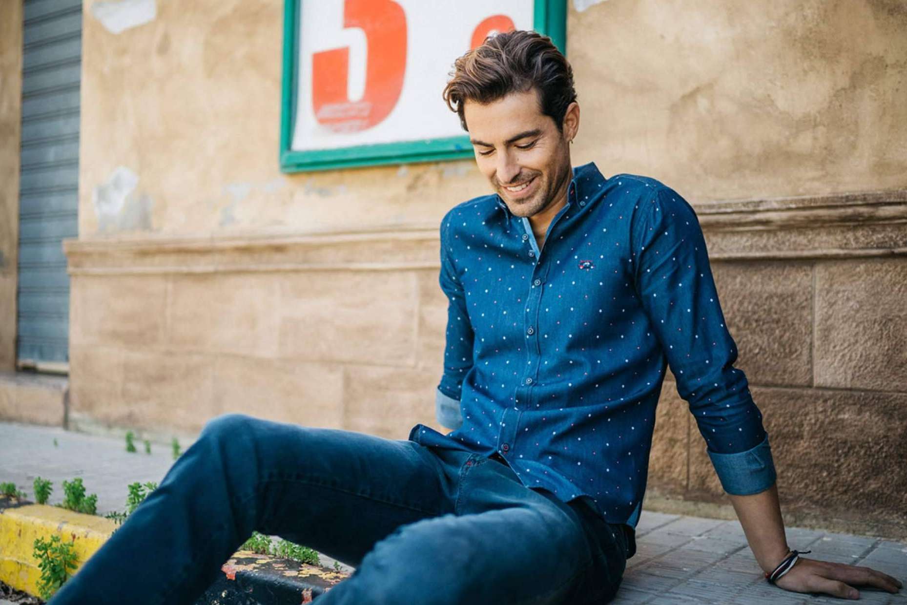 Los diseños de camisas slim fit que brinda The Surfcar para esta temporada
