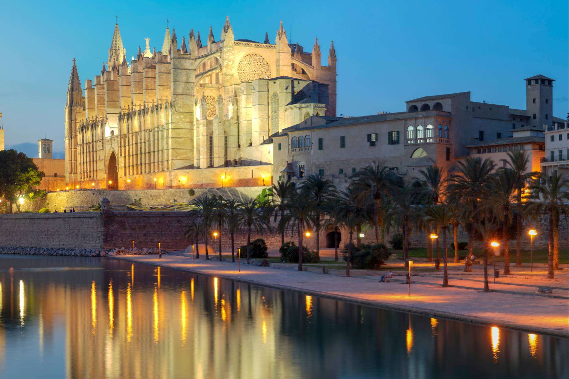 Mallorca al descubierto; consejos prácticos para explorar la perla de las Baleares