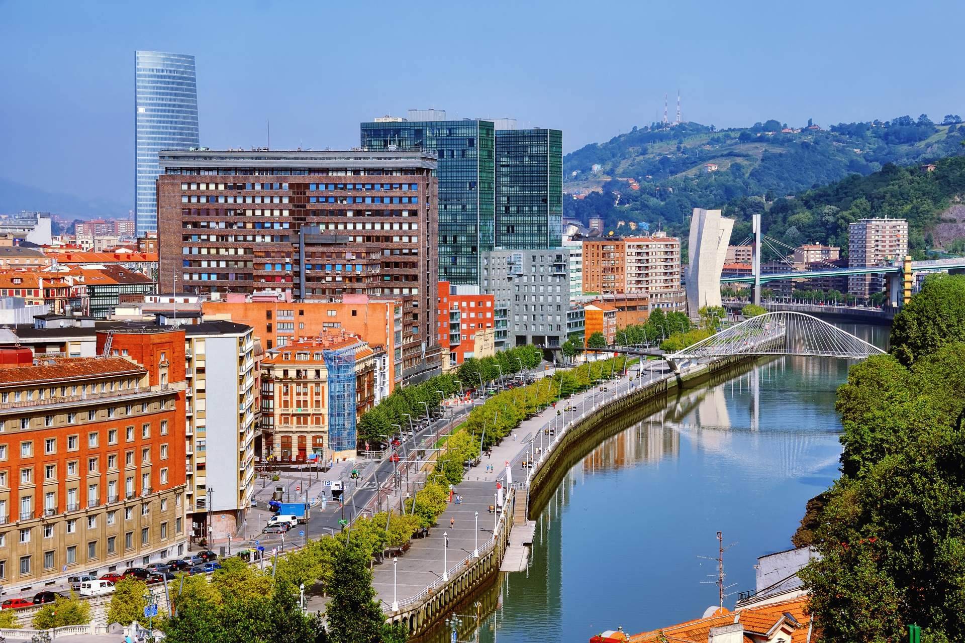 Asesoramiento para invertir en terrenos en Bilbao de la mano de Grupo Iparbaiw