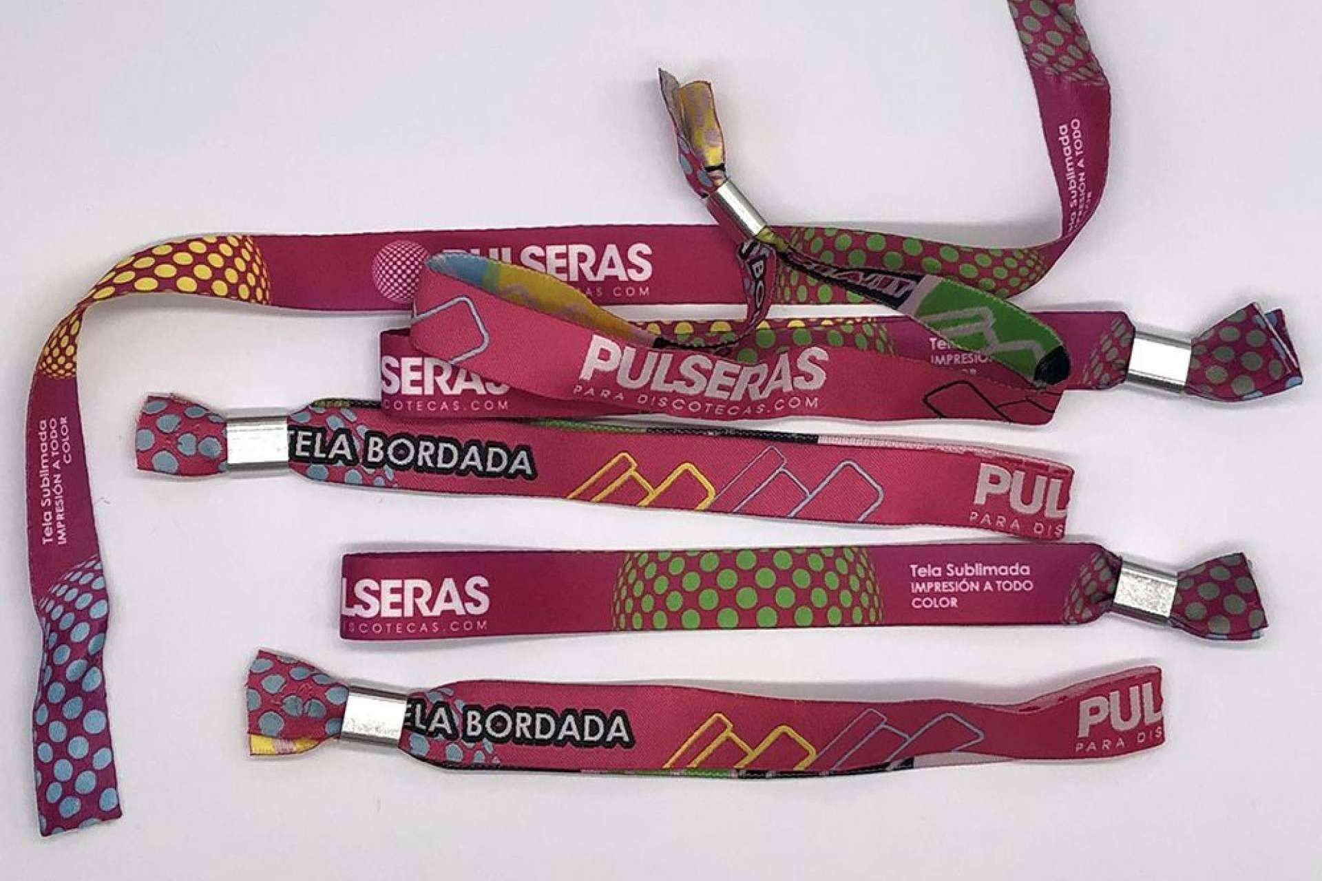Ventajas de las pulseras de tela personalizadas en el control de acceso a eventos, por Pulseras para Discotecas