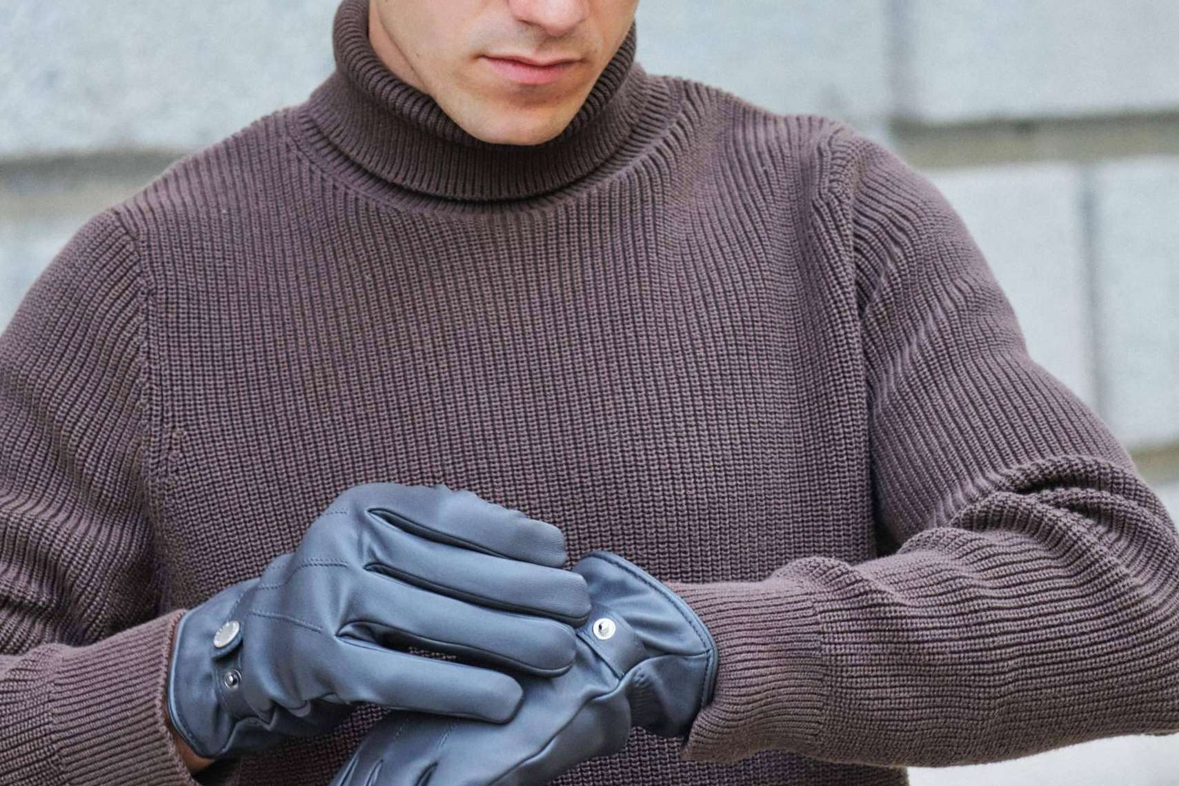 Guantes de piel, un regalo con estilo y utilidad para el Día del Padre