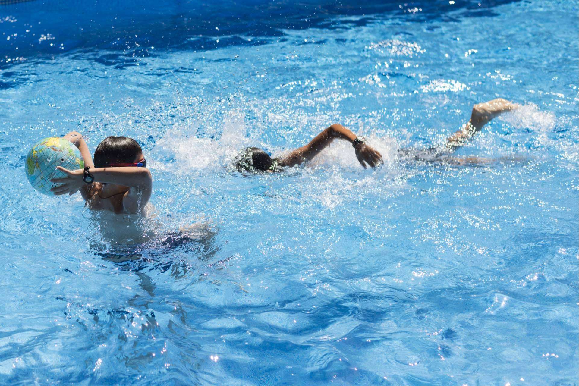 Beneficios que brinda el campamento de verano en Madrid organizado por Ajedrez Blanco y Negro