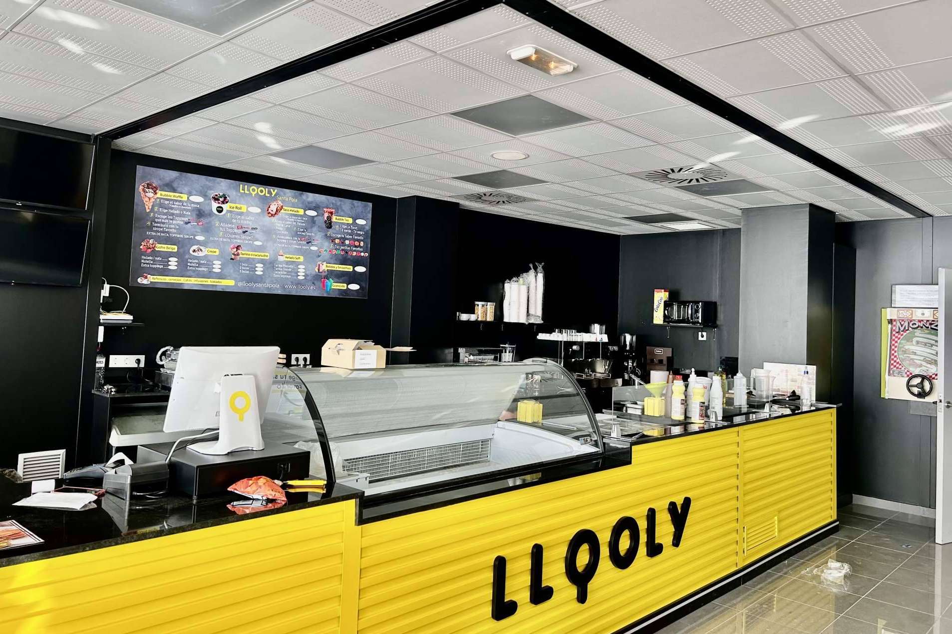 El éxito imparable de Llooly; 3 nuevas aperturas en Santa Pola, Sevilla y Algeciras en el mes de marzo