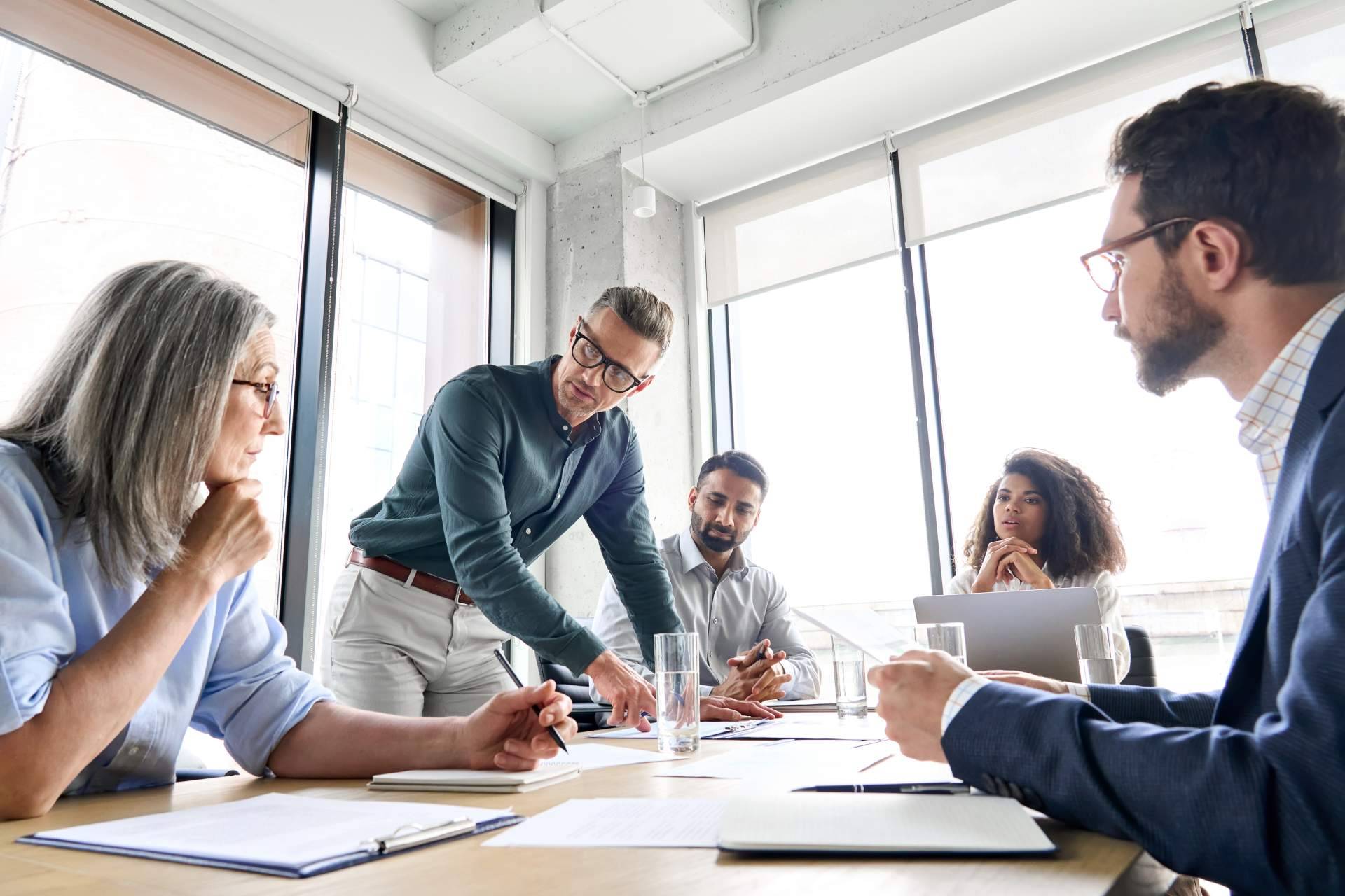 Planificación y control para escalar ventas B2B con Khumbu