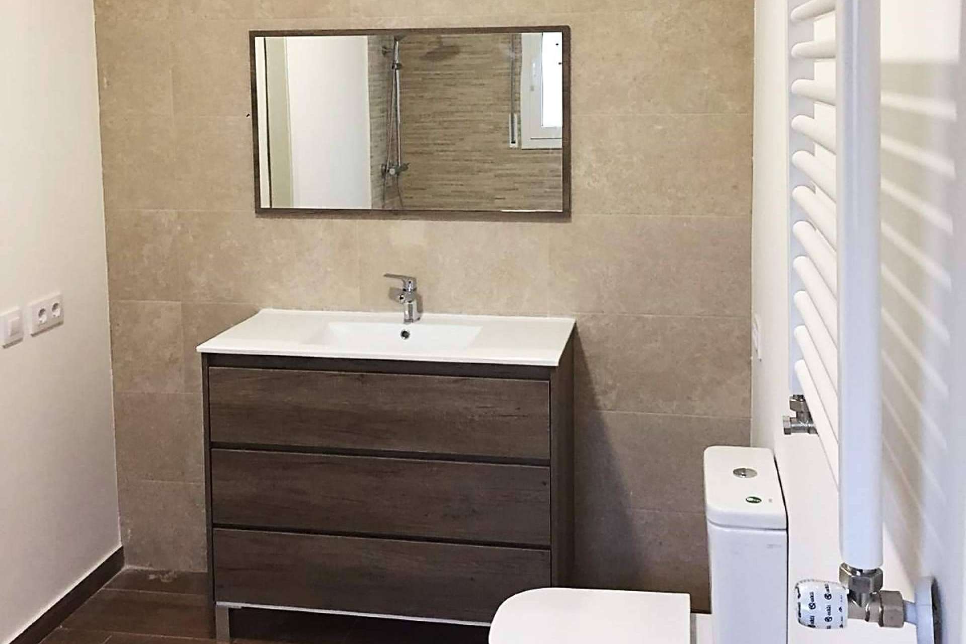 Reformas Barcelona Low Cost explica las claves sobre las reformas de baños