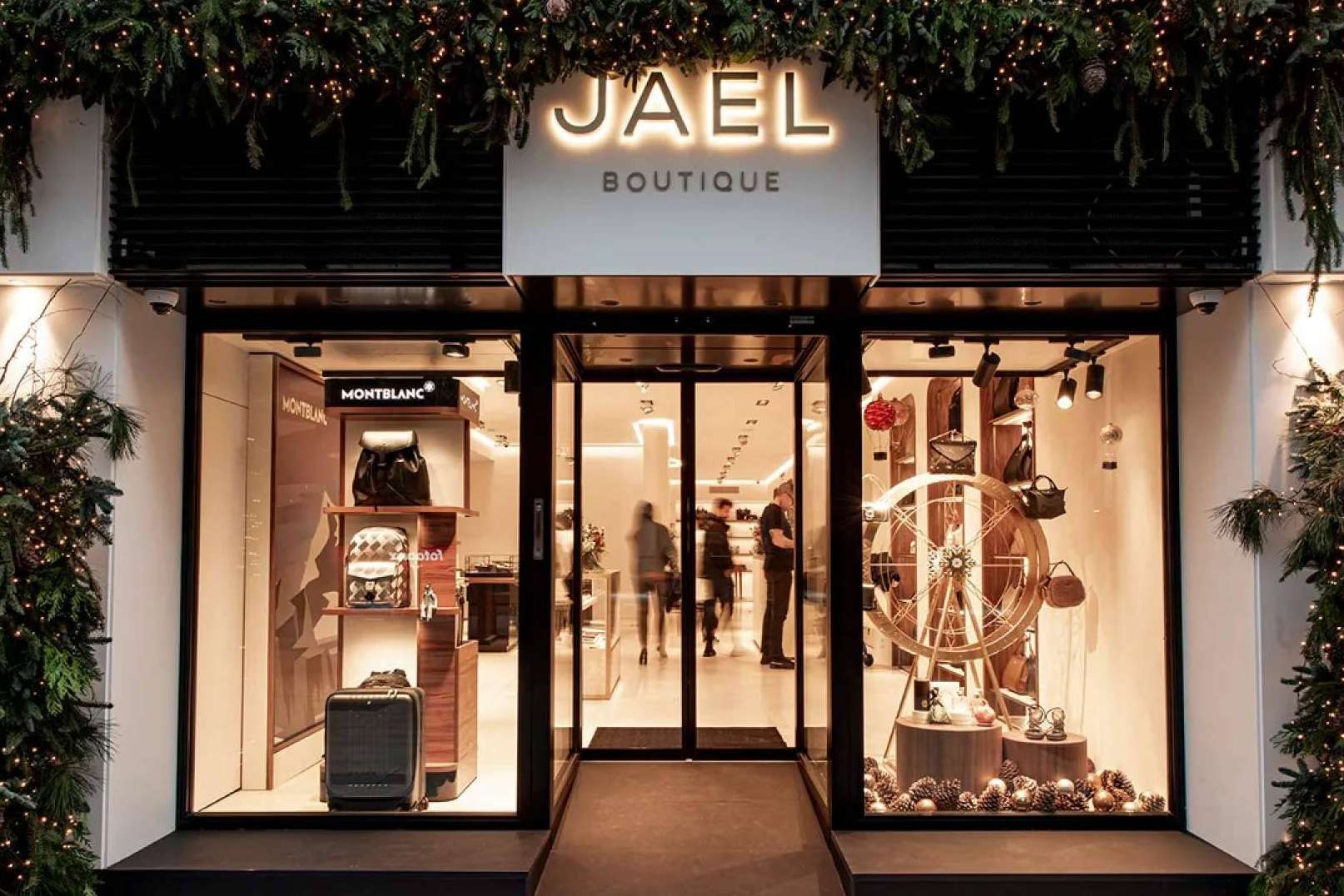 Conseguir marcas exclusivas en accesorios y complementos de lujo, de la mano de Jael Boutique