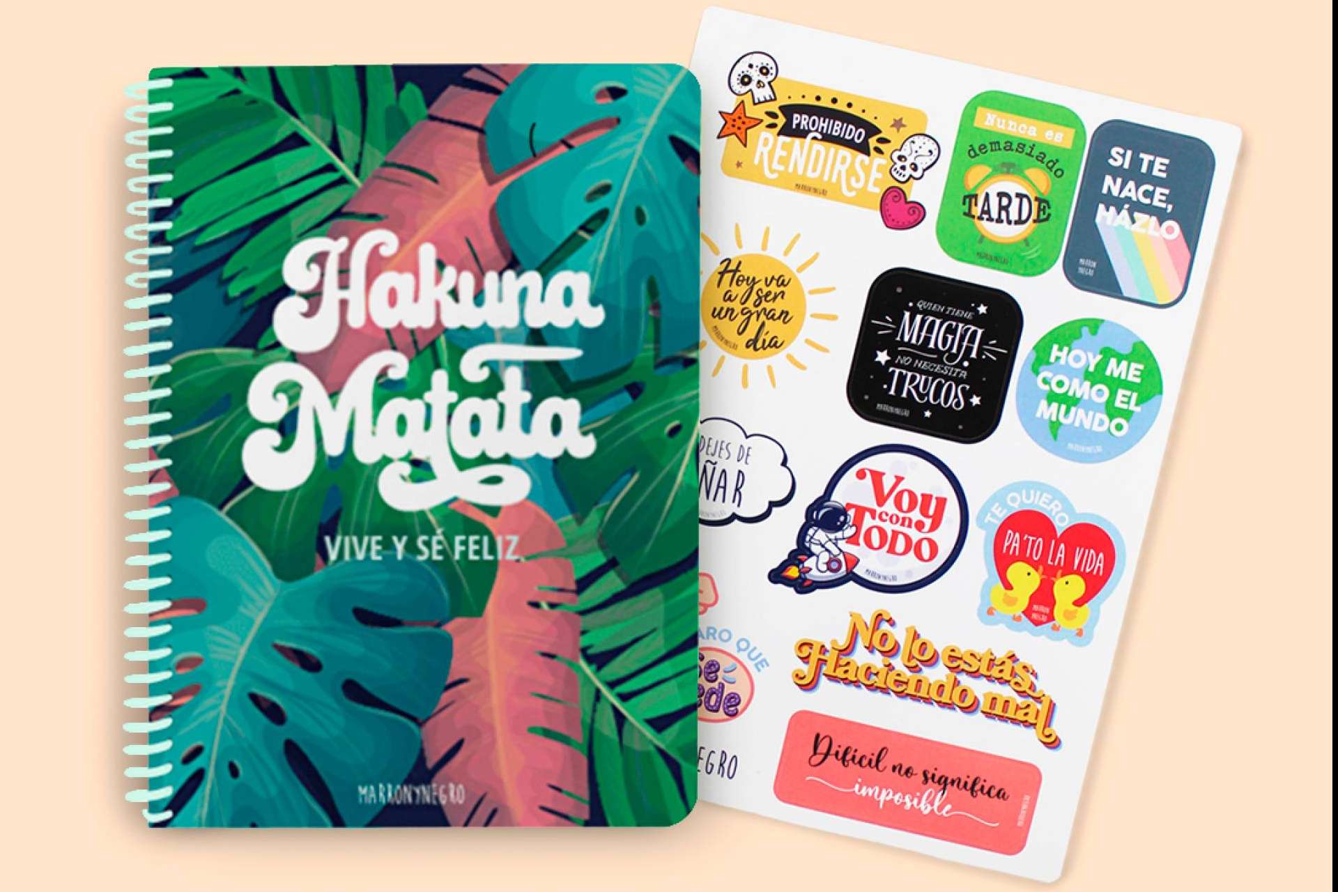 Marronynegro presenta su nueva colección de libretas con mensajes