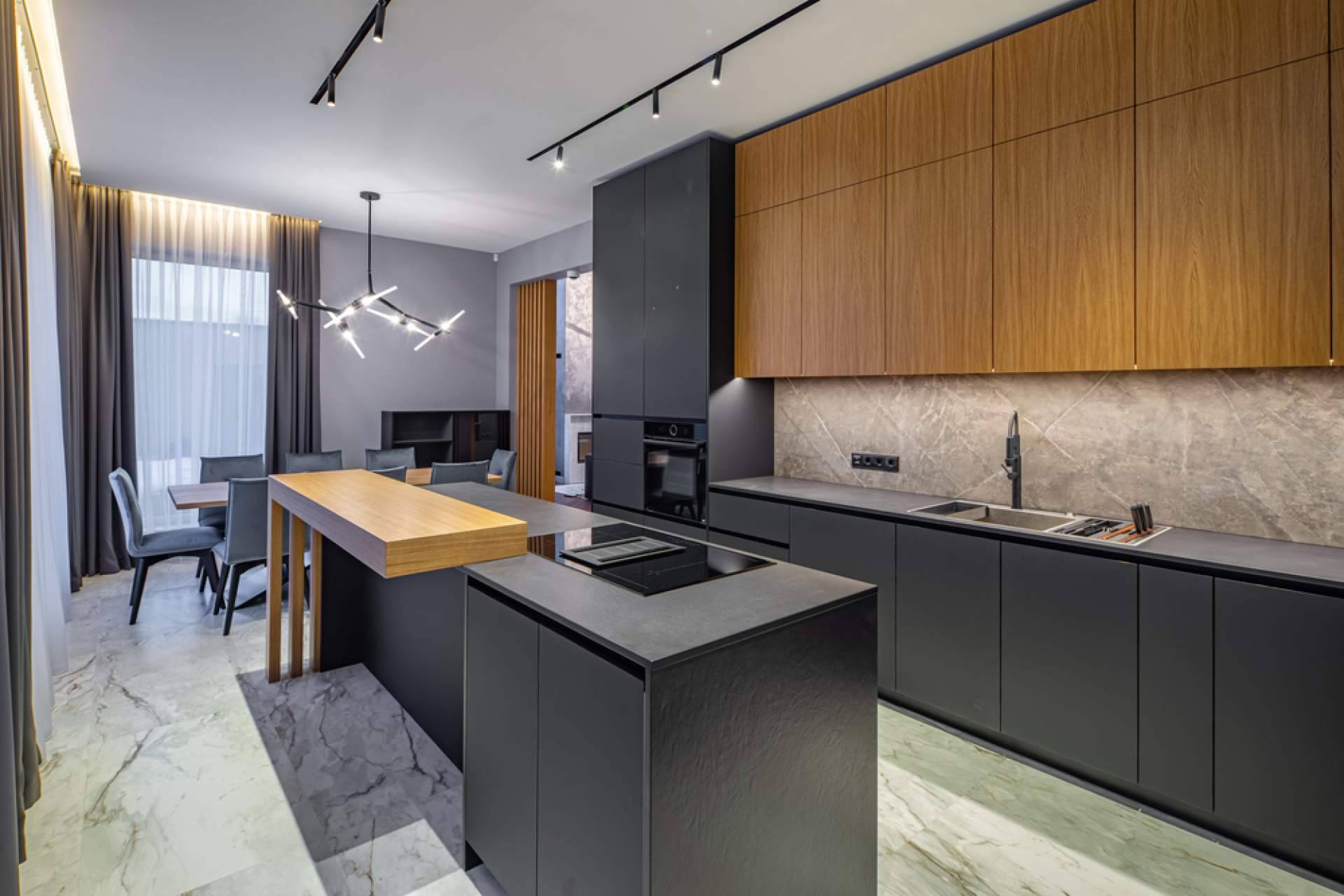 Dcasa Panamá diseña y fabrica todo tipo de cocinas, closets y mobiliario personalizado
