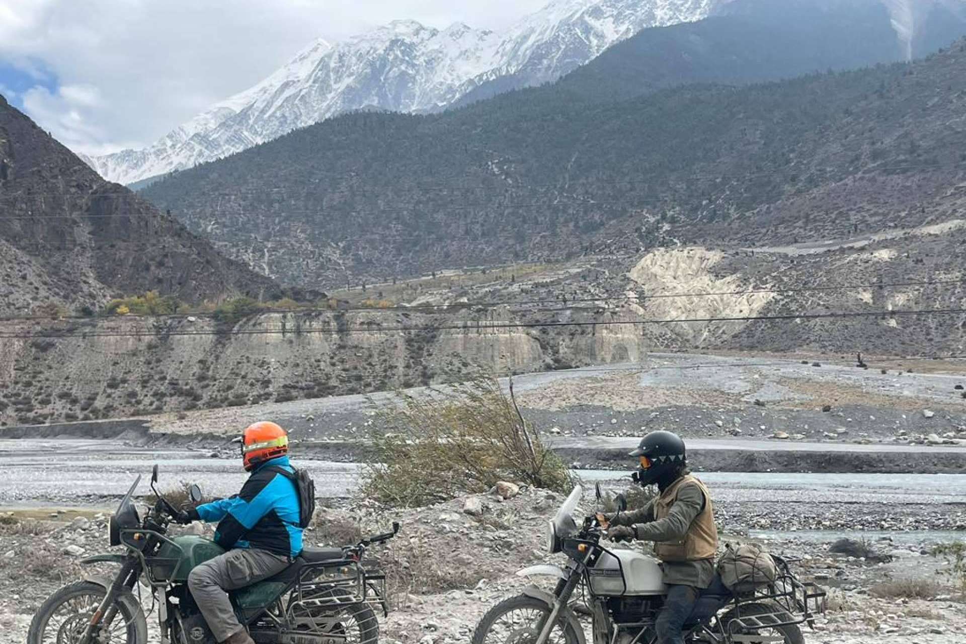 Con Motorbeach Viajes es posible realizar una travesía en Nepal en moto