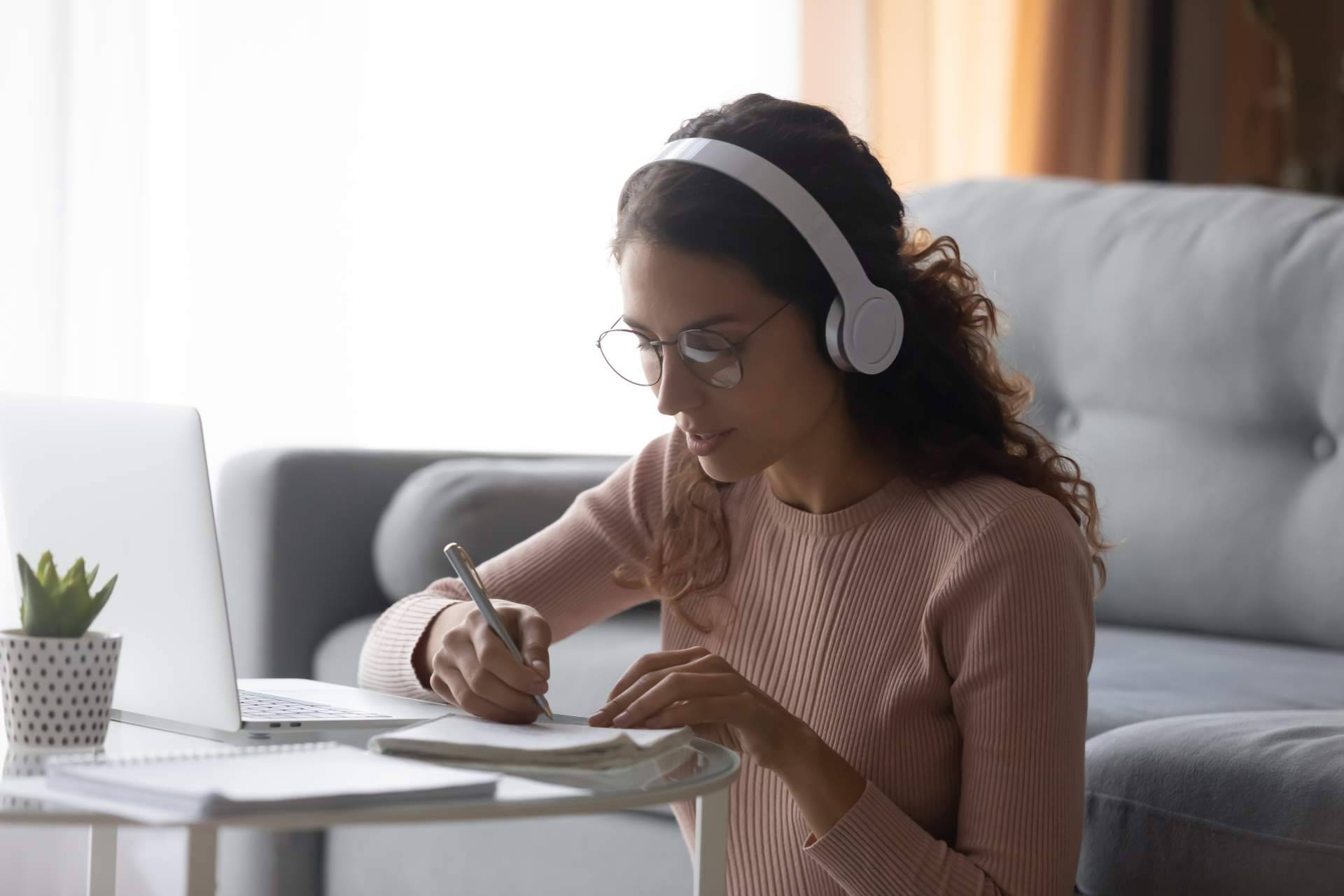 CEAPS ofrece cursos de peritación acreditados en modalidad 100 % online